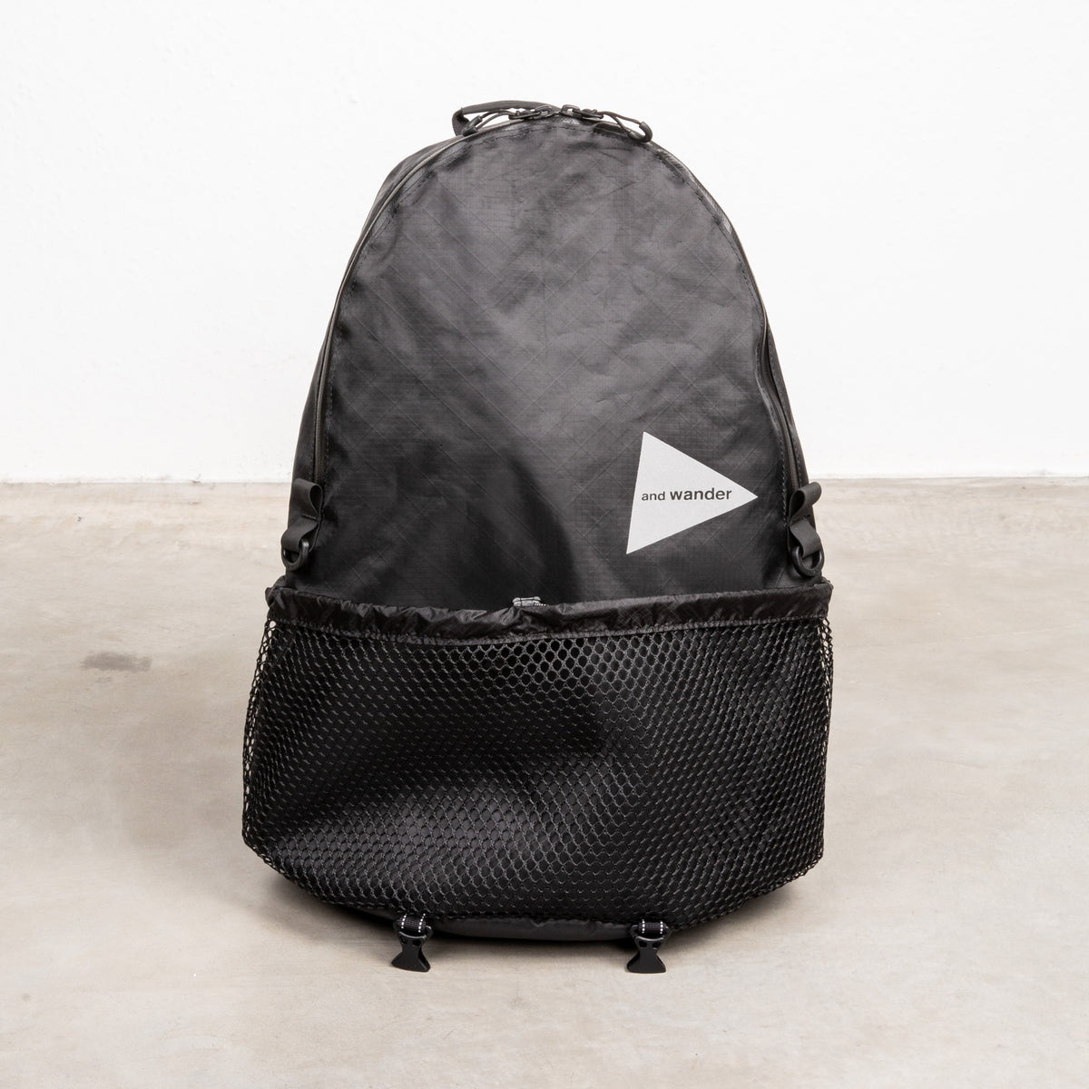 And Wander ECOPAK 20L Daypack Black – Frans Boone Store