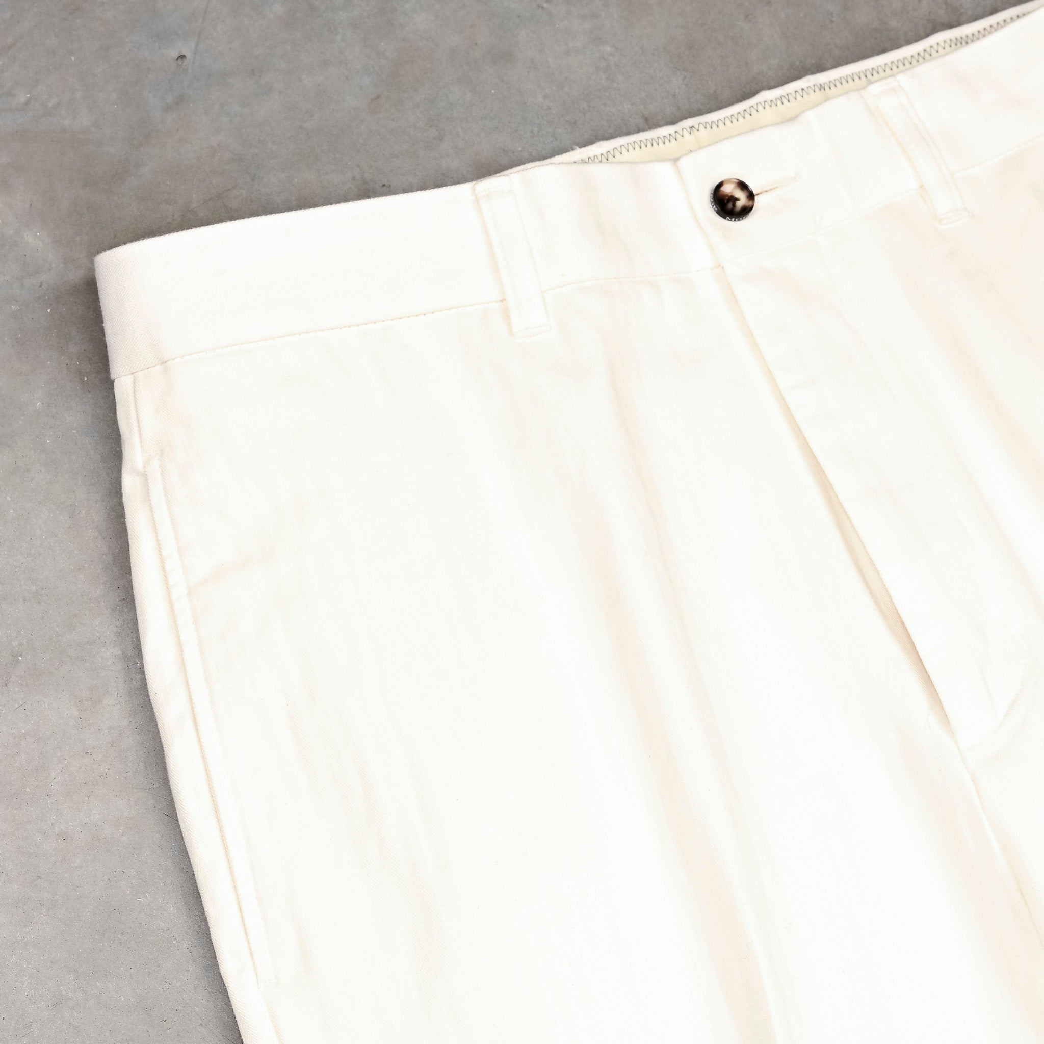 Barnstormer 1952HBT Chino Cotton Herringbone Twill Off-White