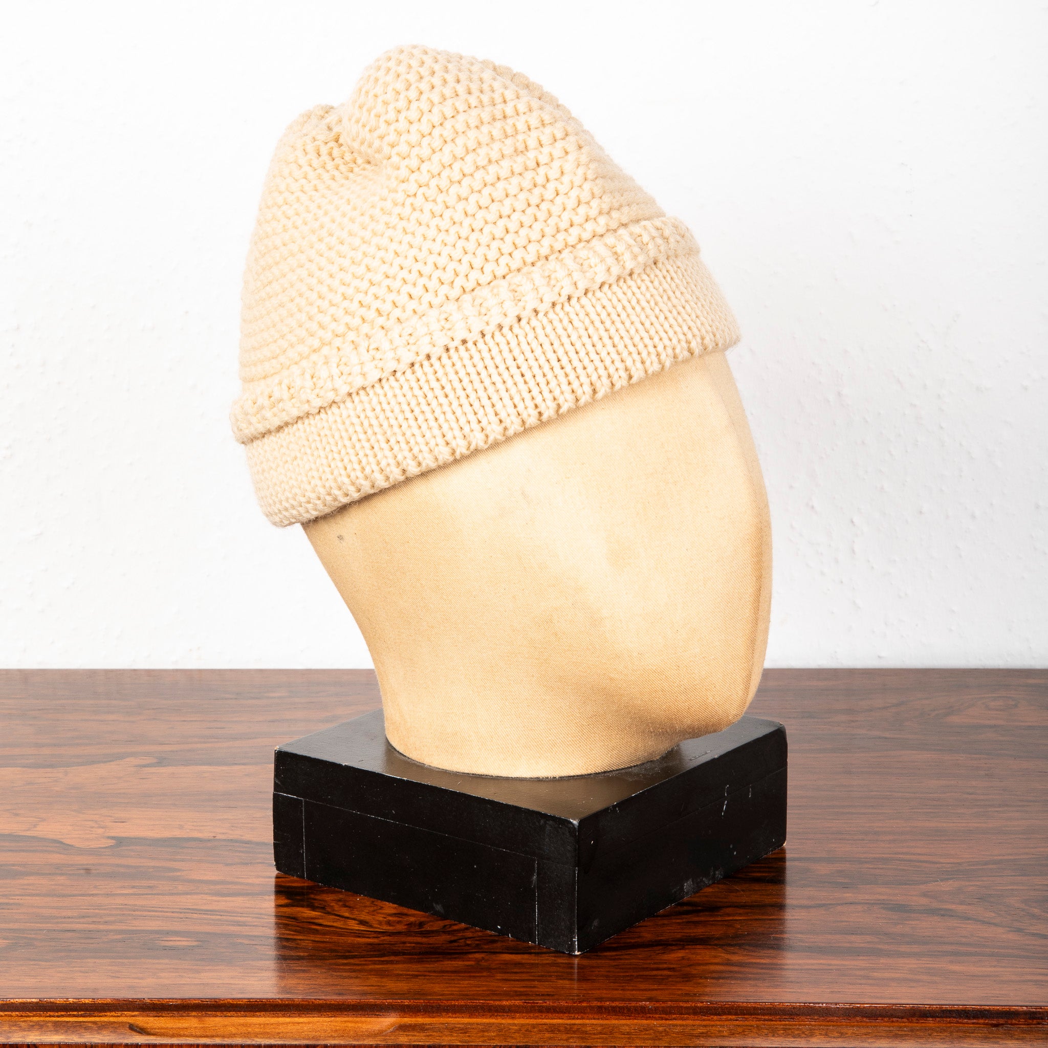 BEANIE-ECRU-2.jpg?v=1762773440