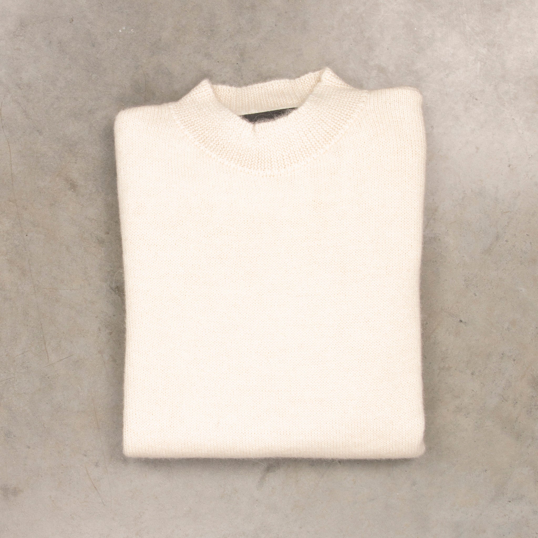 The Elder Statesman Alpaca Lightweight Call her crew White
