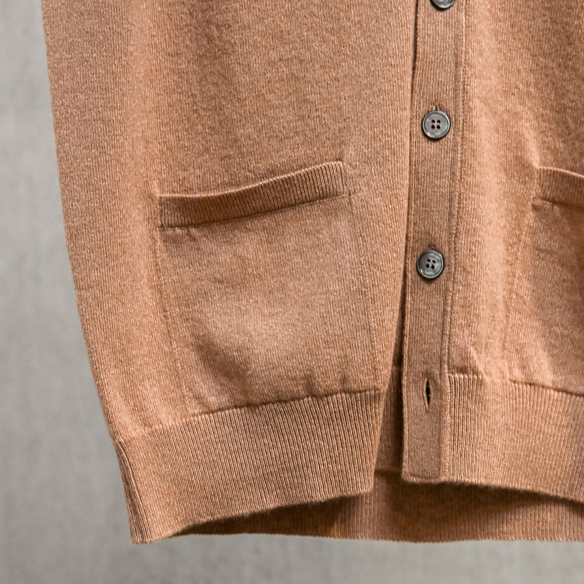Drumohr Cashmere Gillet con Bottoni Sabbia
