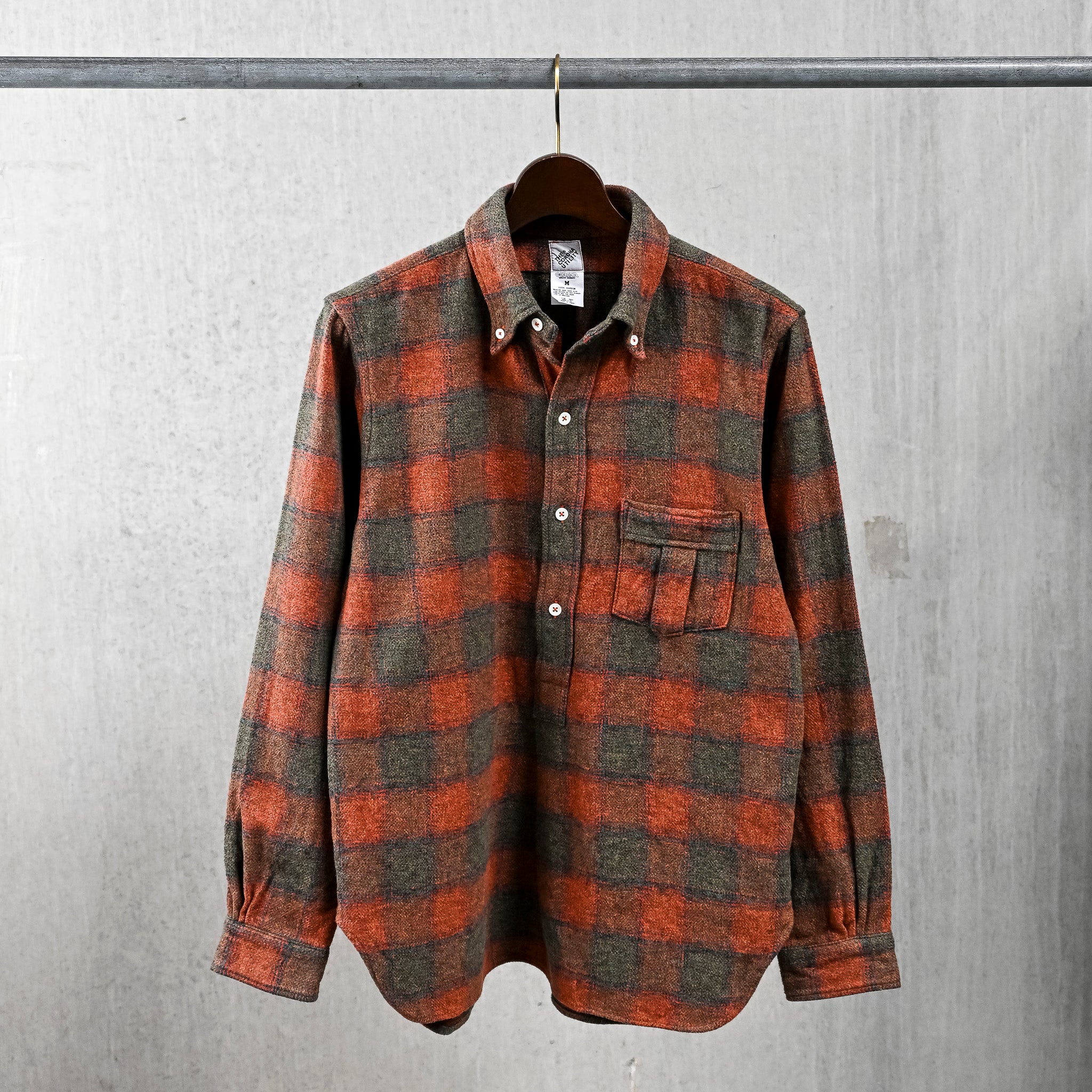 The Corona Utility W.C.W Pullover Shirt Red x Green – Frans Boone