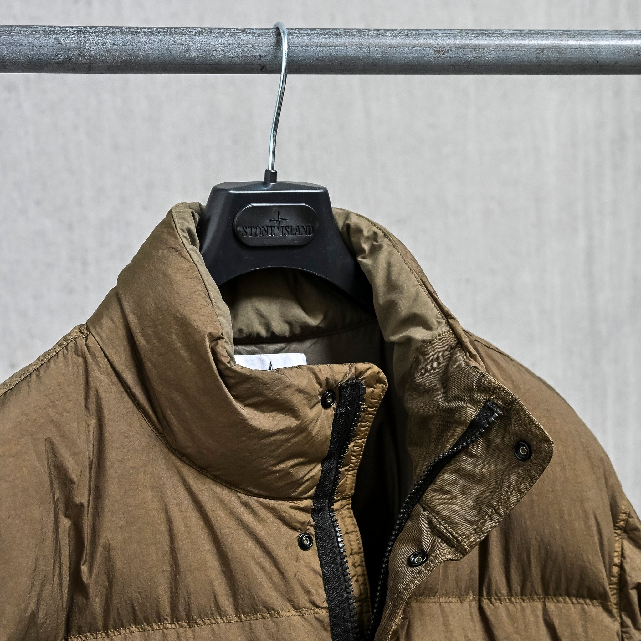 Stone Island Crinkle Reps NY Down Jacket Military Green