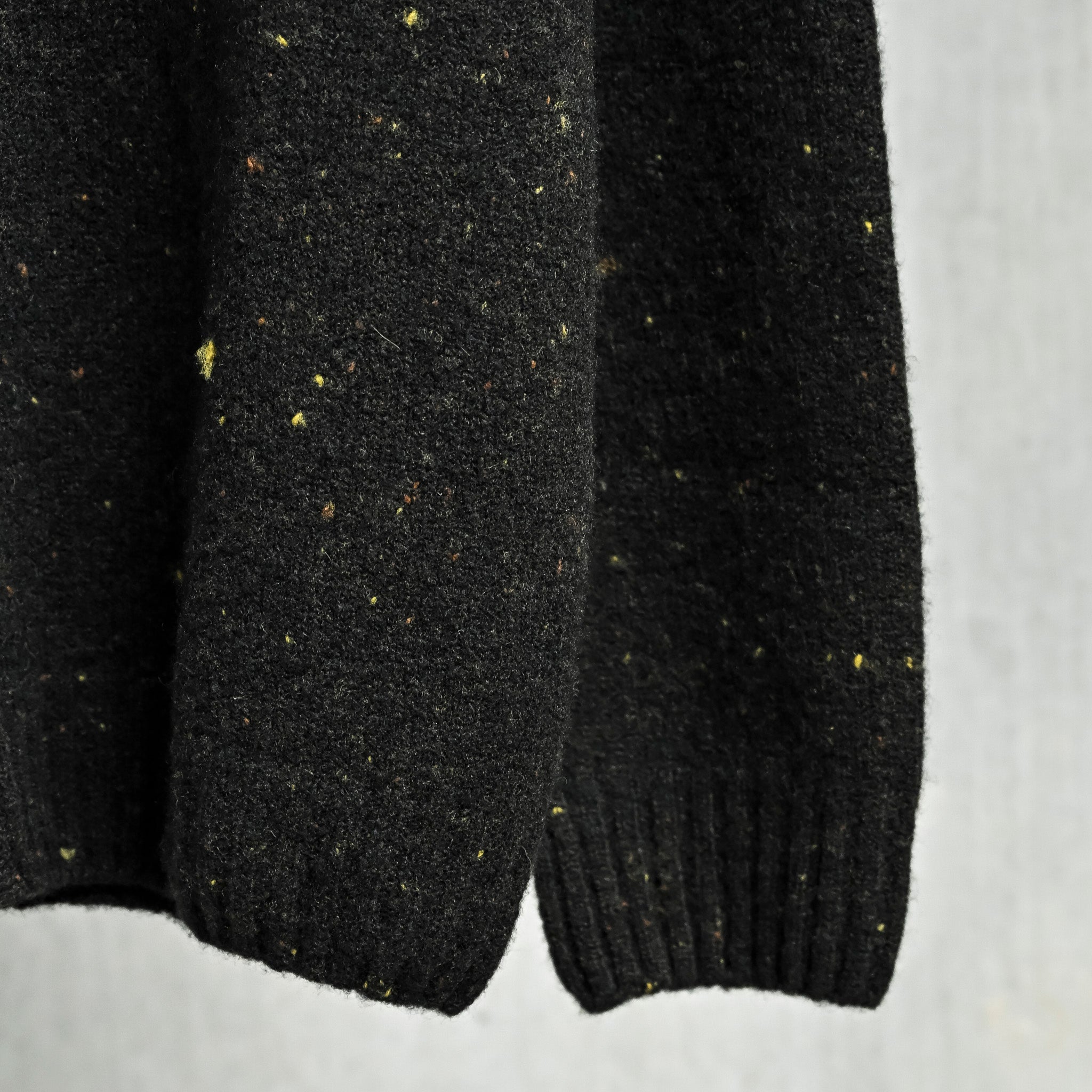 Drumohr Donegal Cardigan Truffle