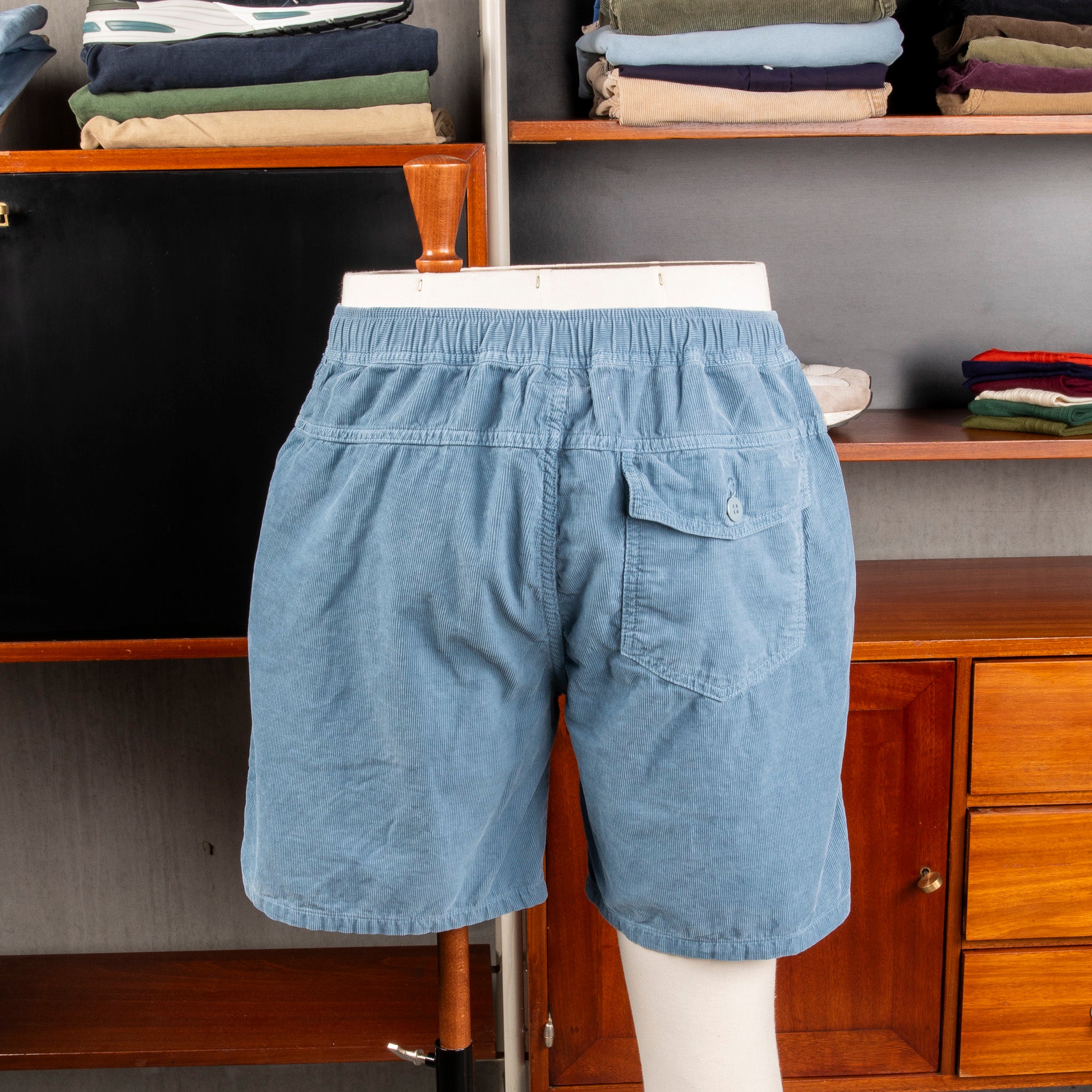 Remi Relief Corduroy Easy Shorts Sax – Frans Boone Store