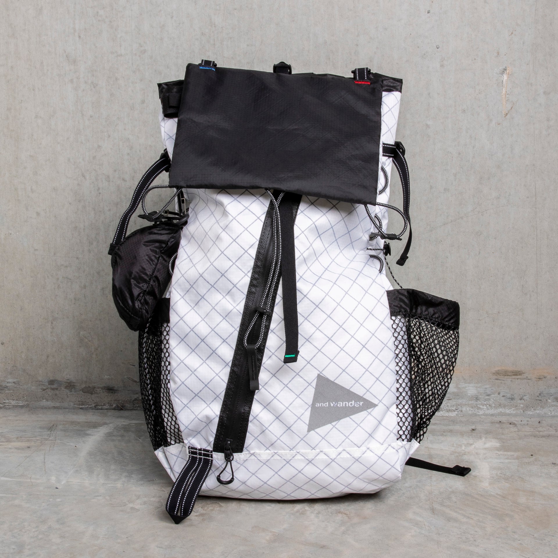 And Wander ECOPAK 30L Backpack Off White – Frans Boone Store 