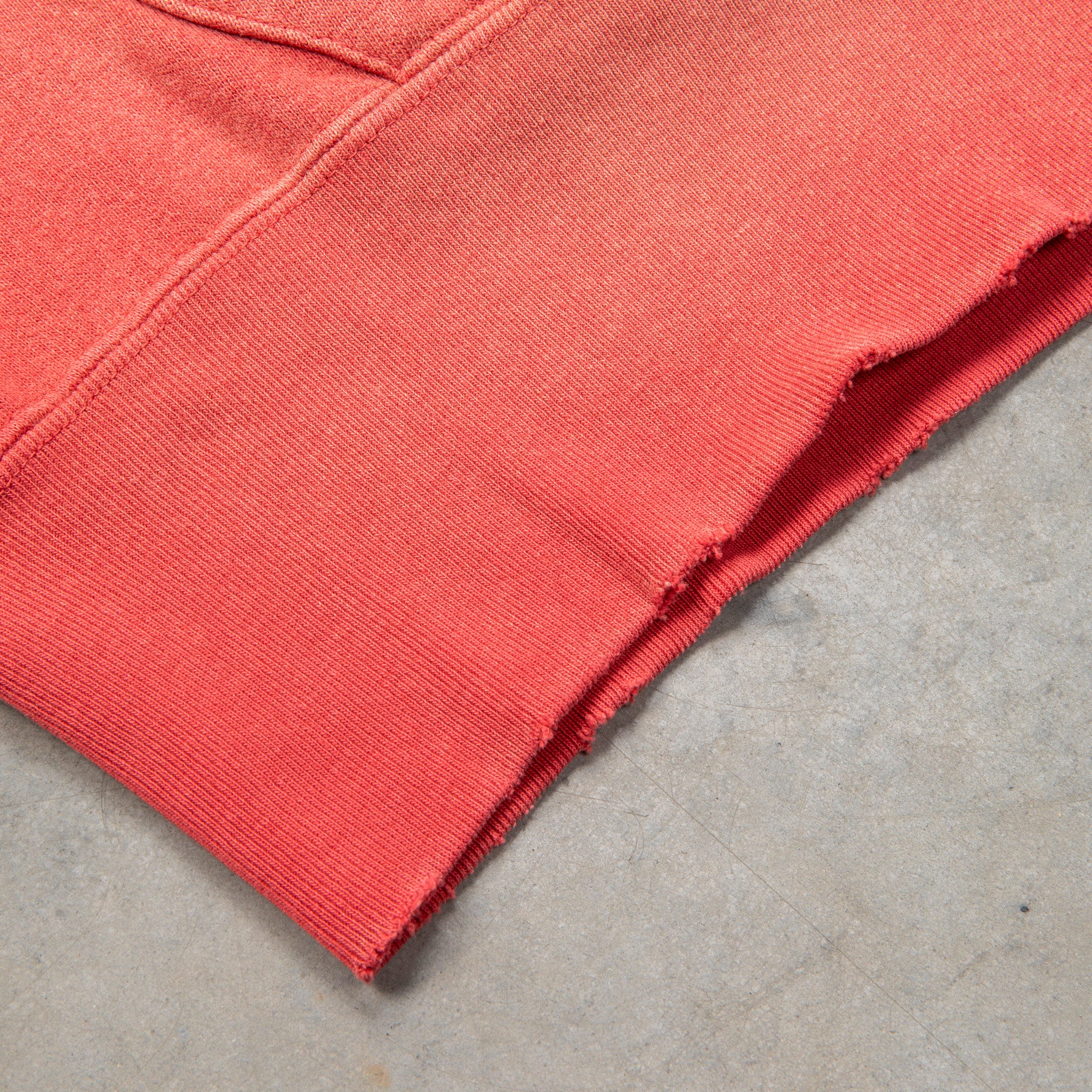 The Real McCoy&#39;s 9 Oz. Loopwheel Raglan Hooded Sweatshirt / Faded Cherry