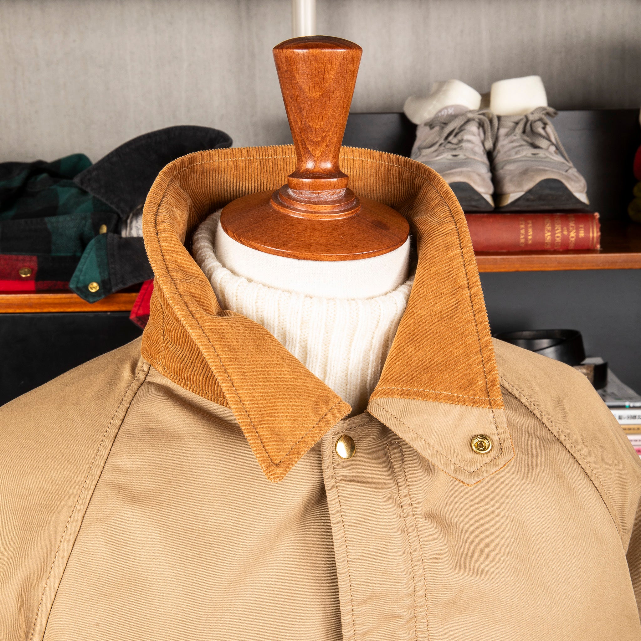 REMI RELIEF SUEDE LIKE RAGLAN ZIP JACKET REMI RELIEF SUEDE LIKE