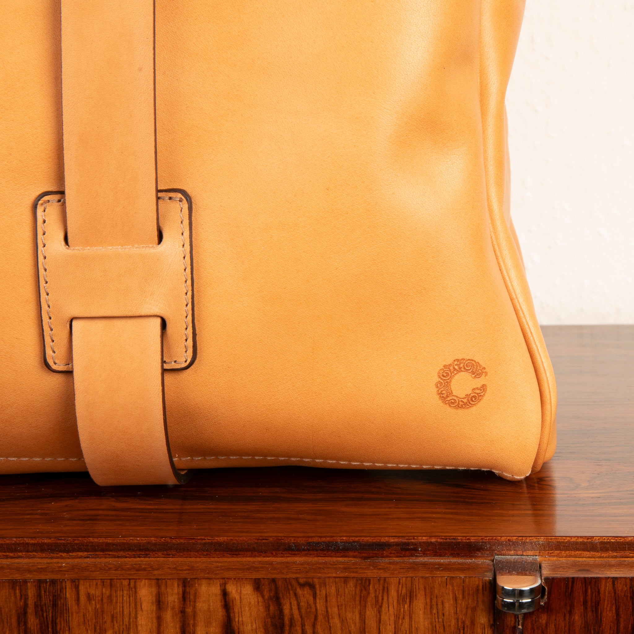 Croots Vegetable Tanned Leather Holdall Medium Natural