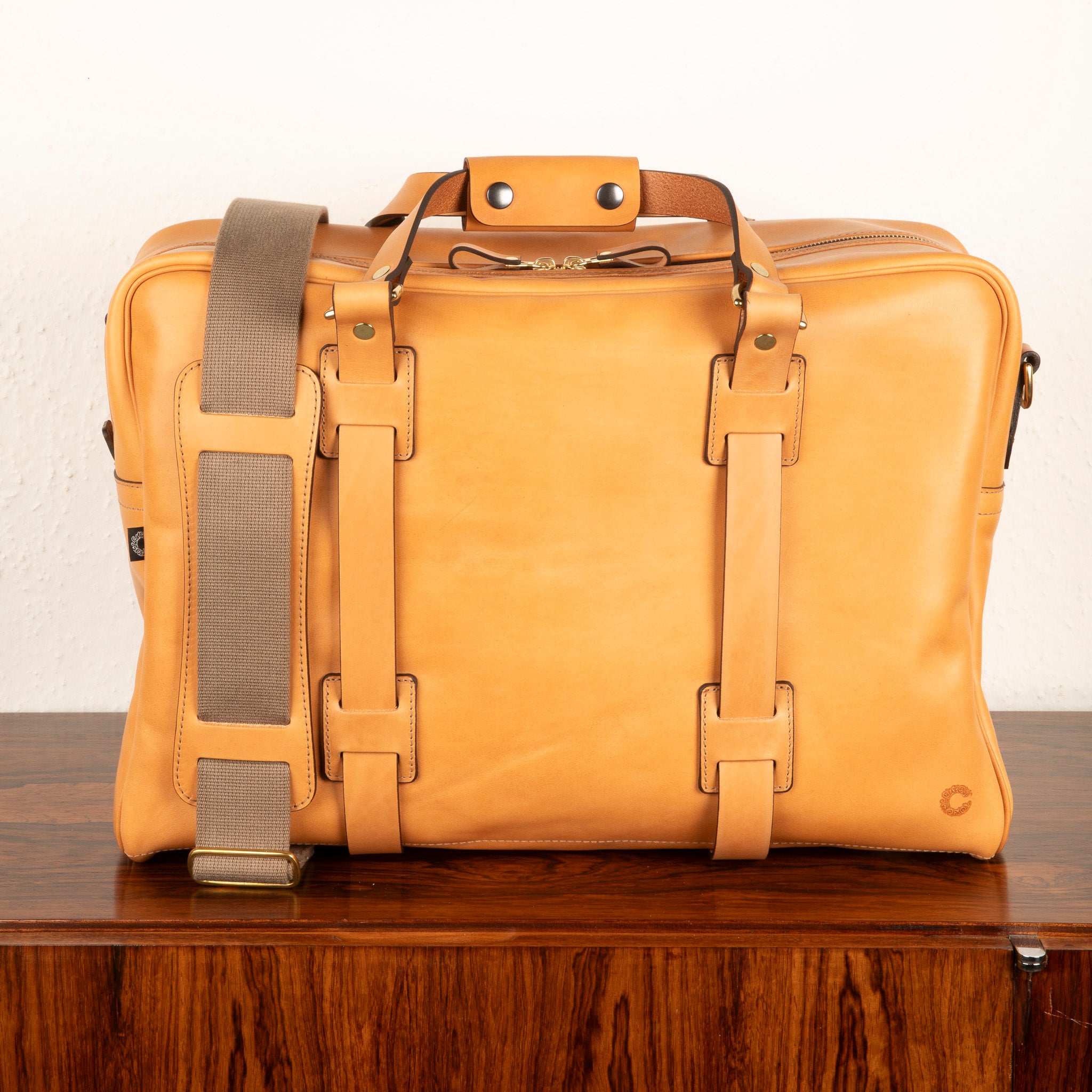 Croots Vegetable Tanned Leather Holdall Medium Natural