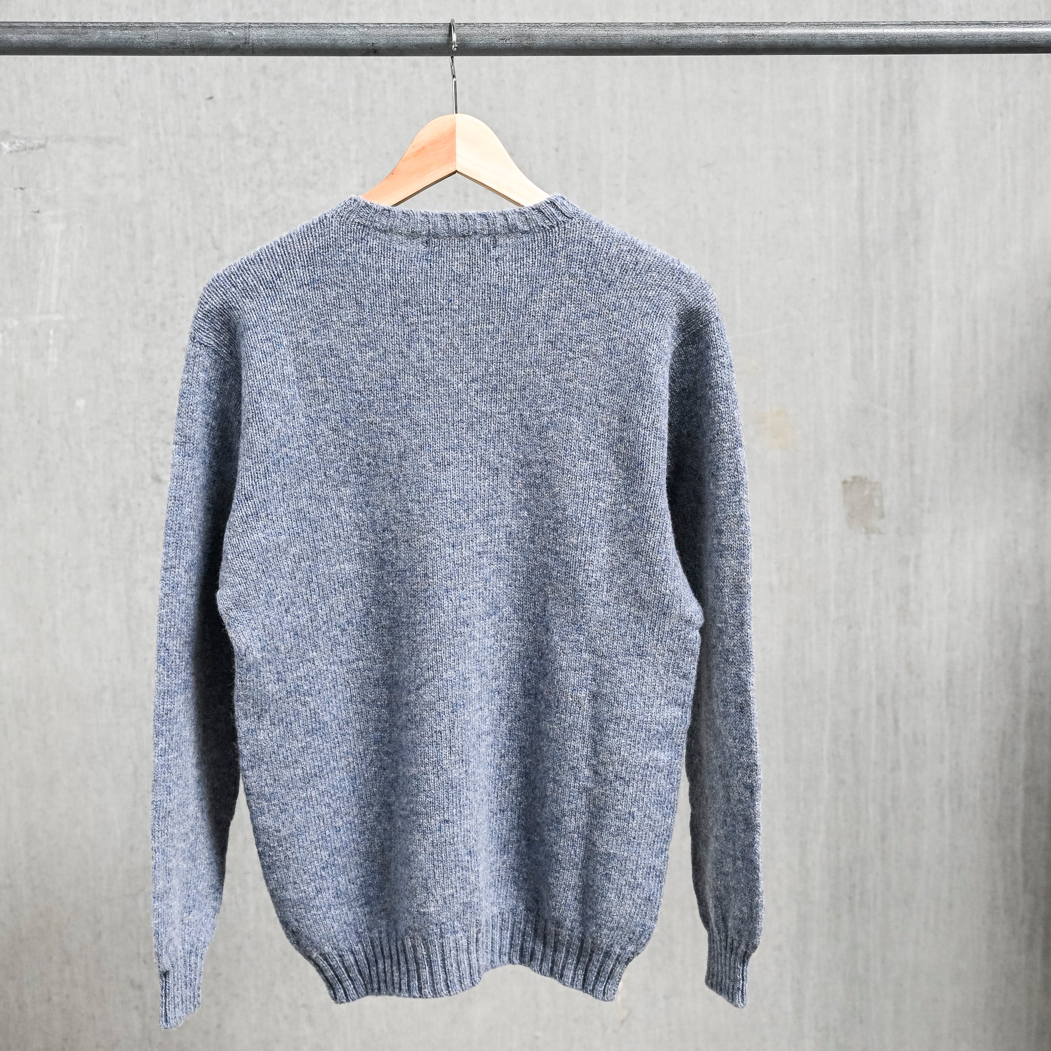 Laurence J. Smith Super Soft Seamless Crew Neck Pullover Stardust