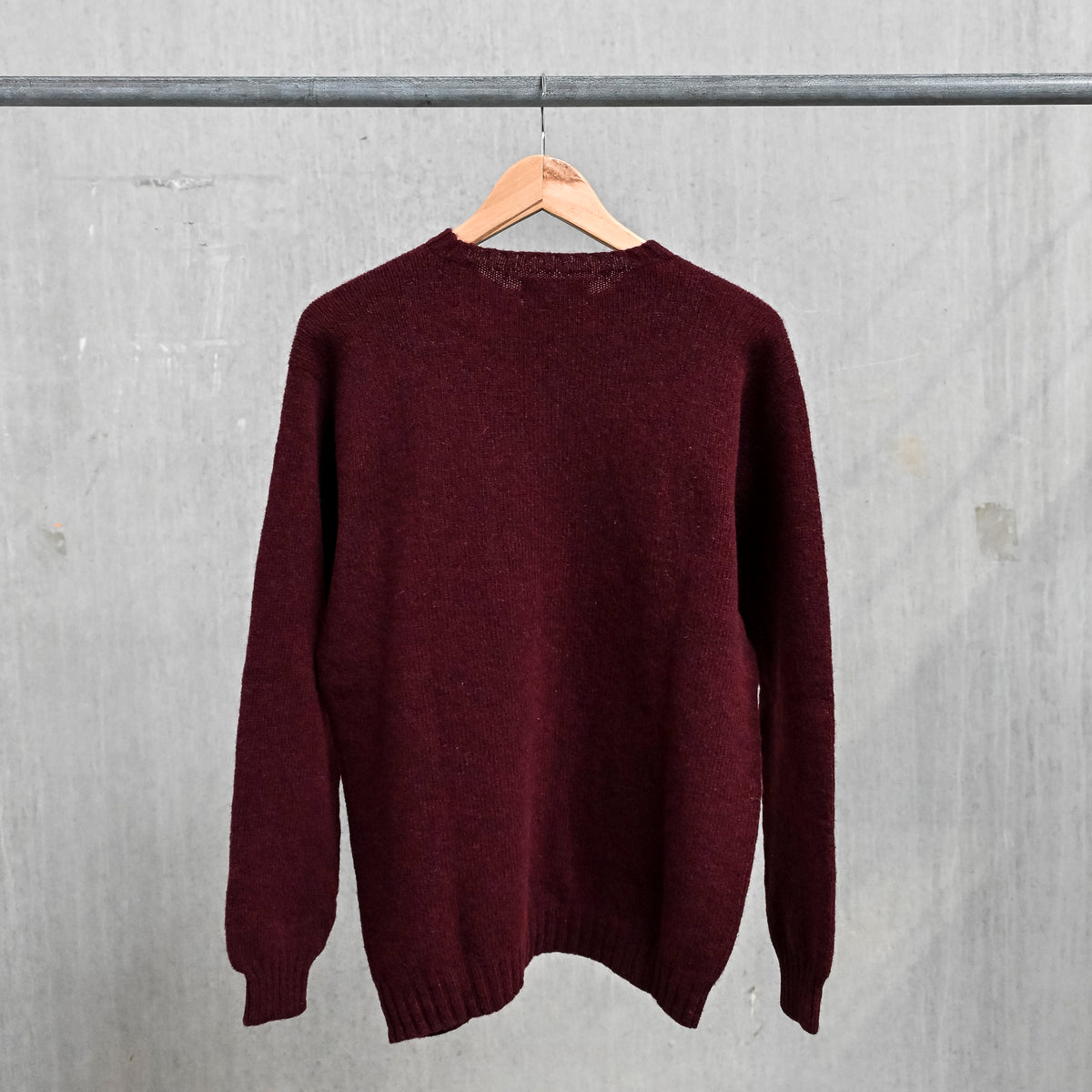 Laurence J. Smith  Super soft Seamless Crew Neck Pullover Wizard