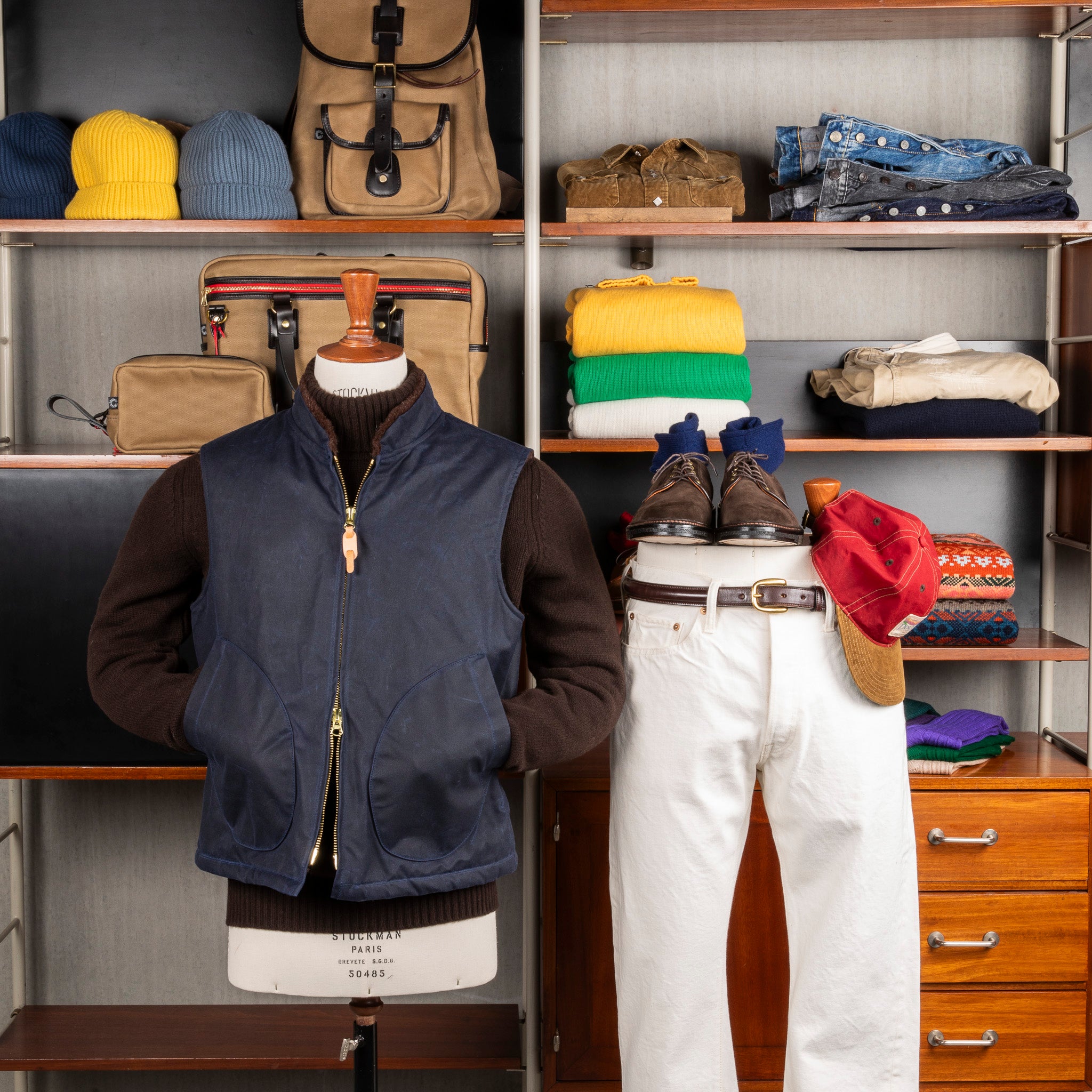 Manifattura Ceccarelli Mountain Vest Navy – Frans Boone Store