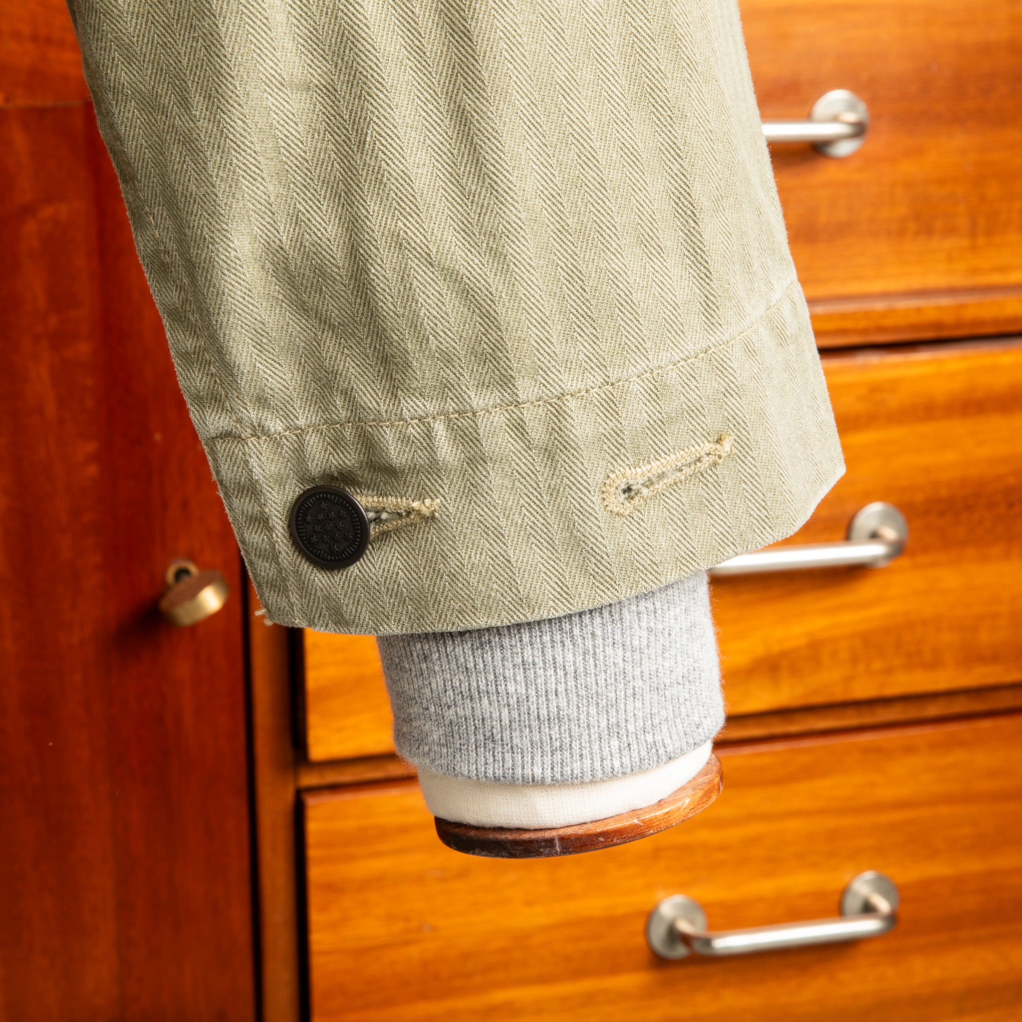 The Corona Utility CSJ005 N-3 Jumper Light OG