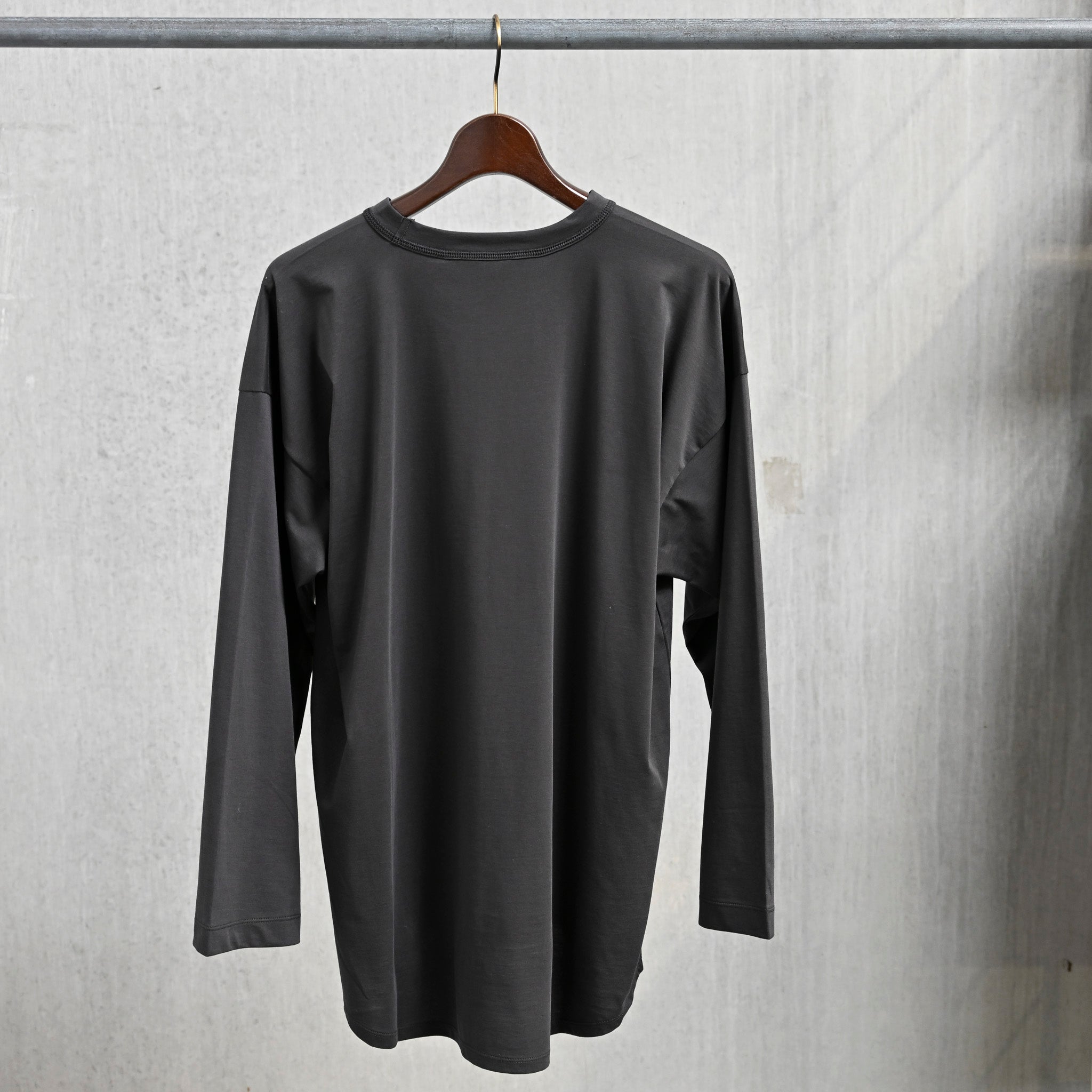 Olde H &amp; Daughter Suvin Cotton Plain Stitch Crew Neck L/S Ink Black