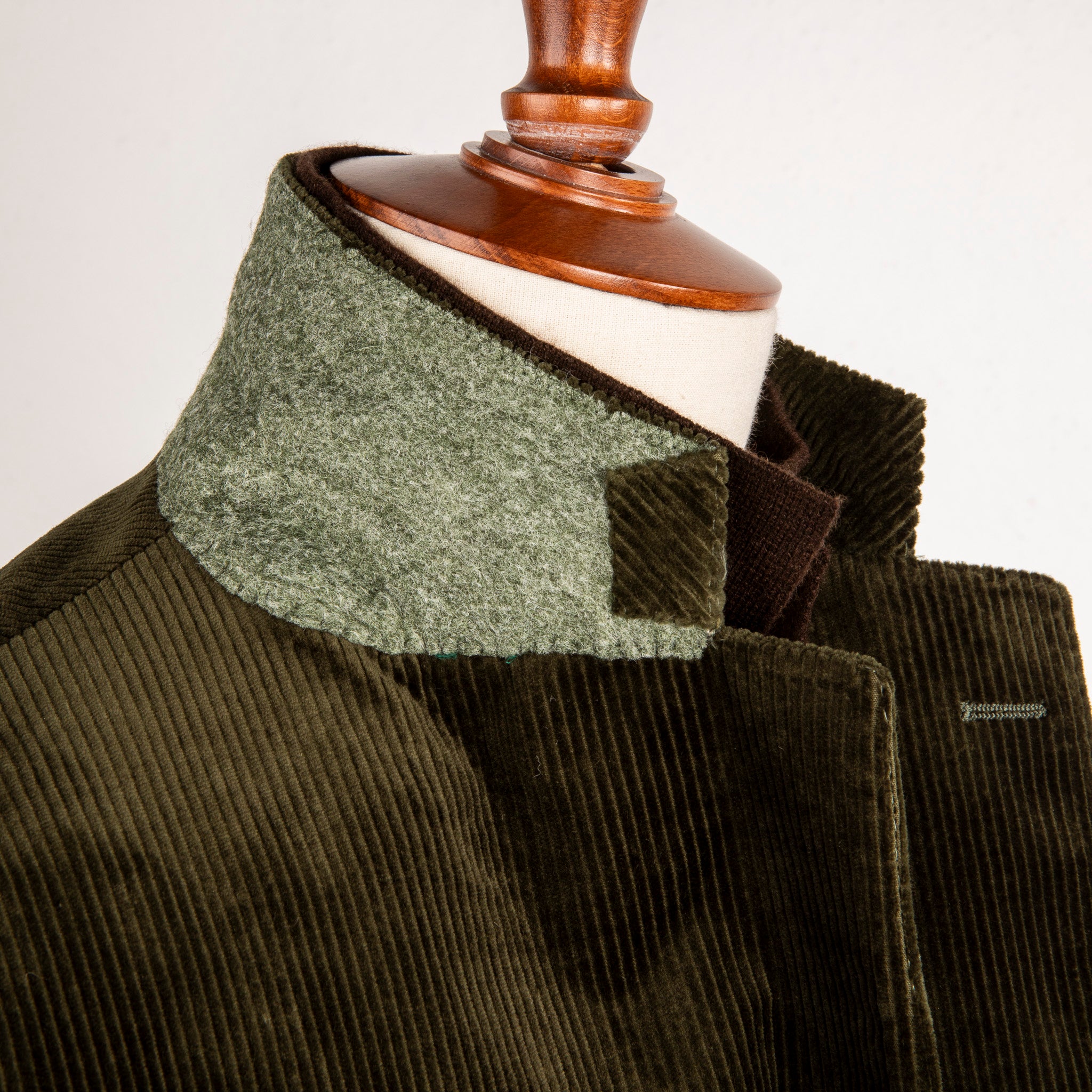 De Petrillo Posillipo Corduroy Jacket Verde Marcio Scuro – Frans