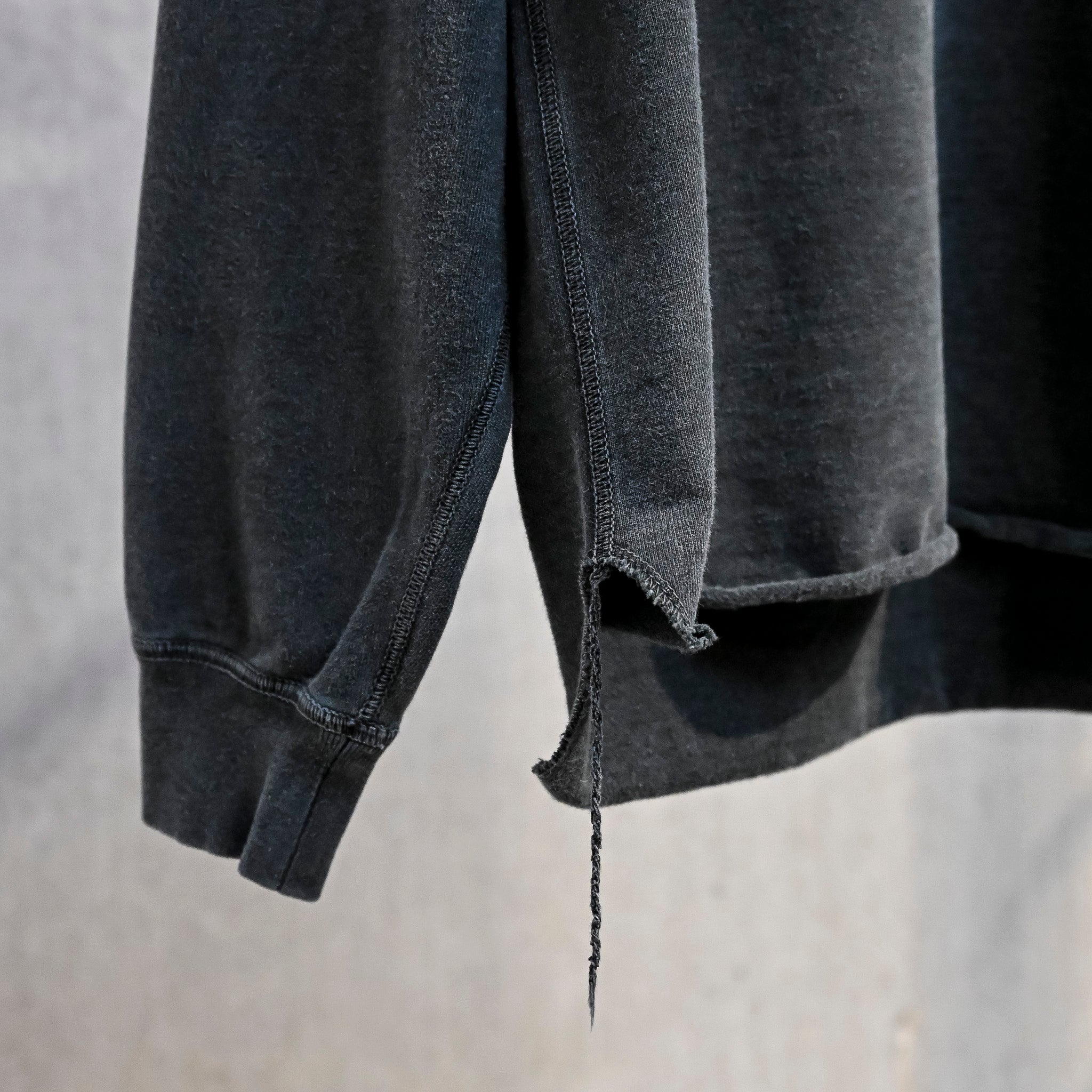 Remi Relief Raglan Sweater Supima Cotton Black – Frans Boone Store