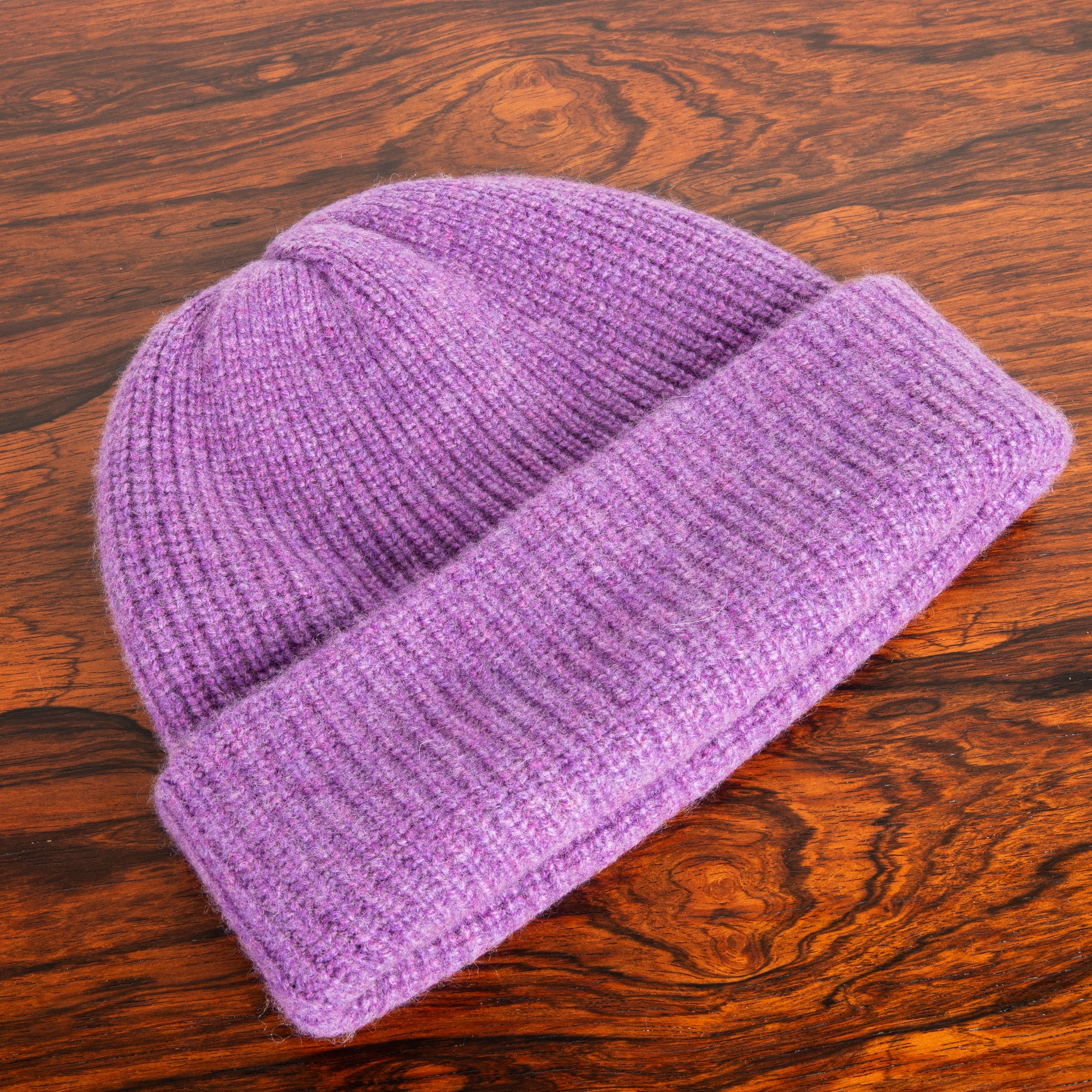 The Elder Statesman 100% Cashmere Watchman cap in Amethyst