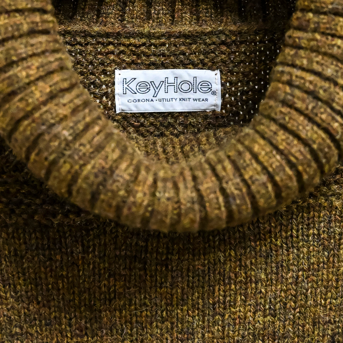 The Corona Utility KN002 Navy Turtle Shetland Wool Khaki Green