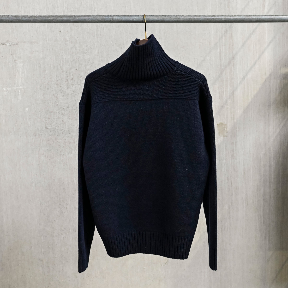 The Corona Utility KN002 Navy Turtle Shetland Wool Navy