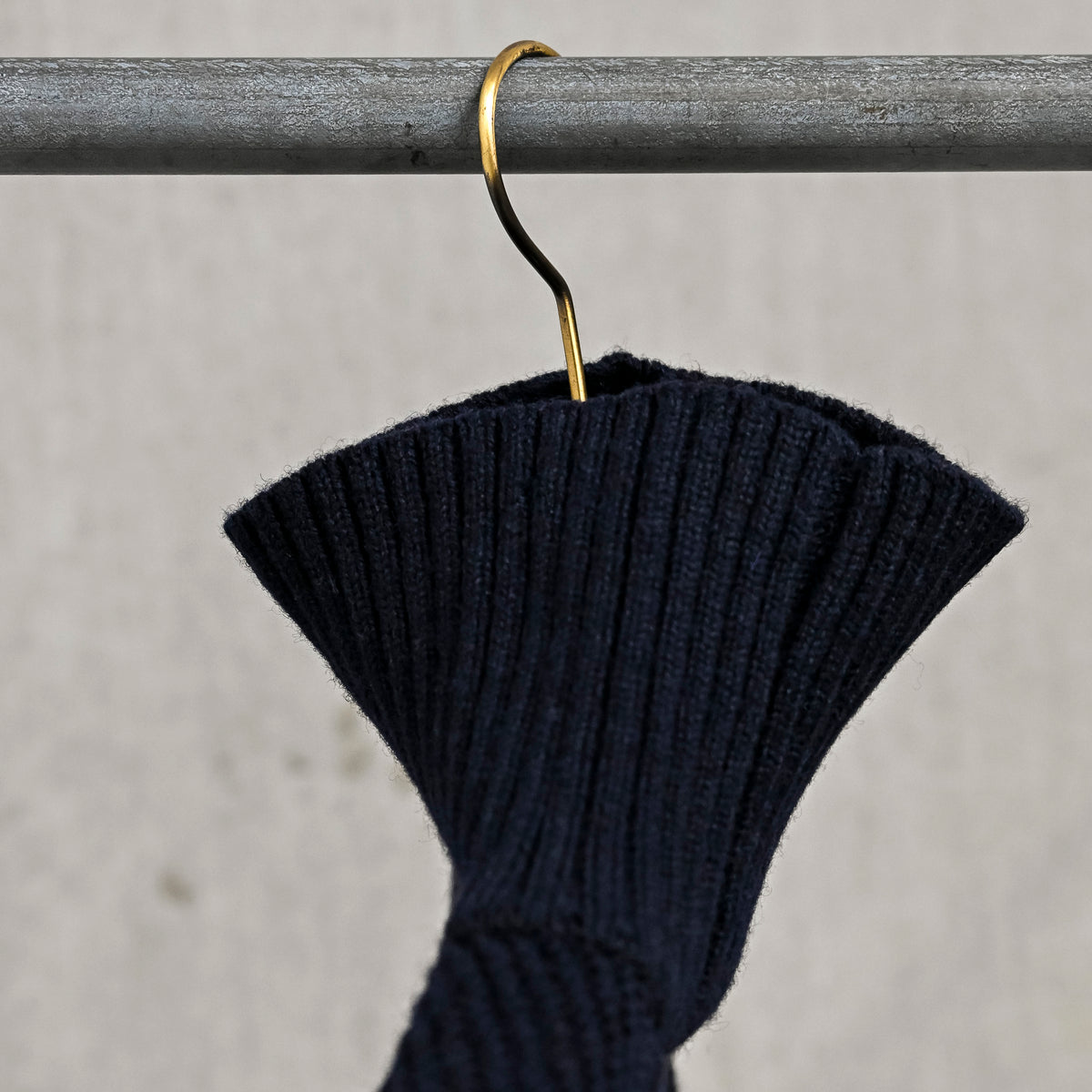 The Corona Utility KN002 Navy Turtle Shetland Wool Navy