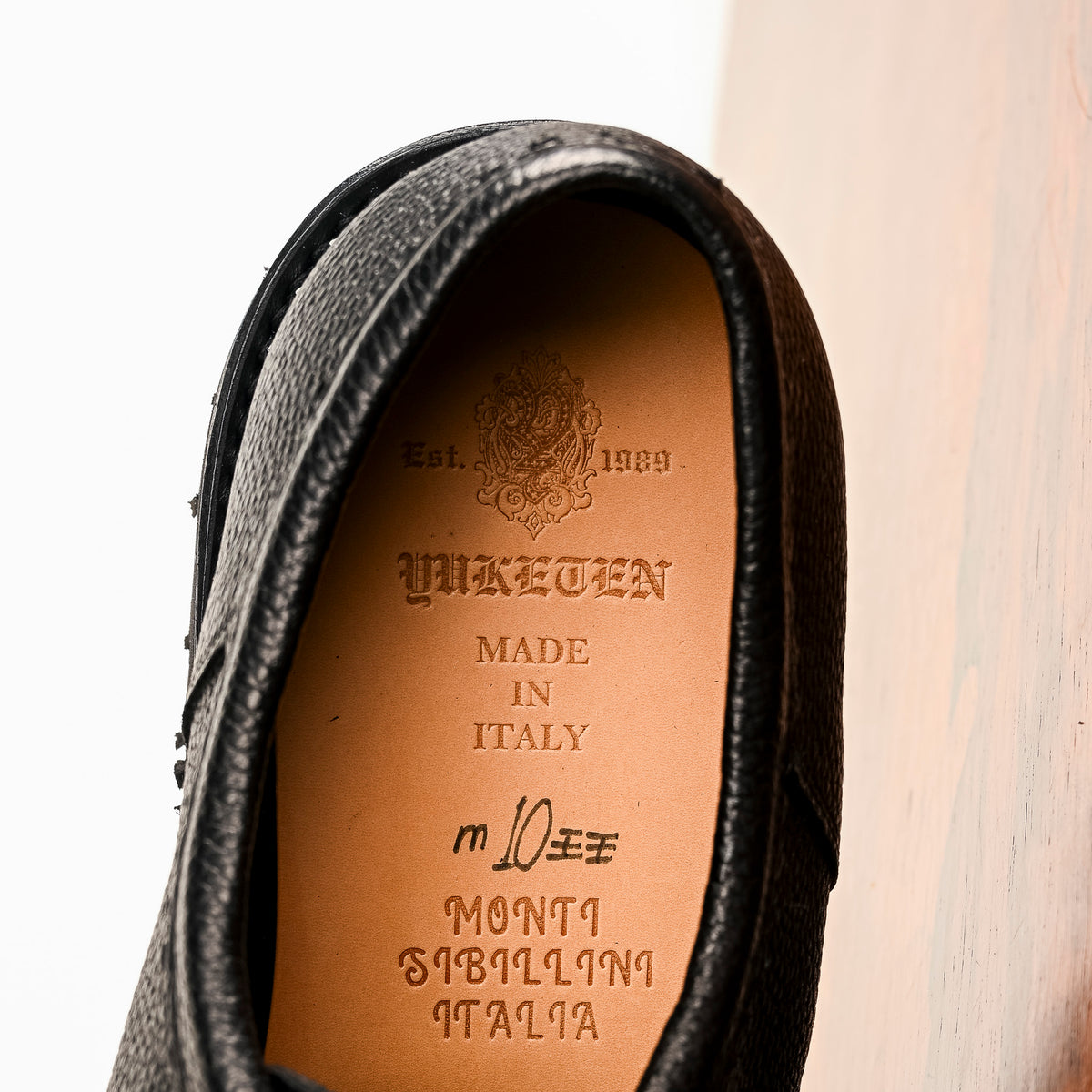Yuketen Sibillini T Pale Leather Black