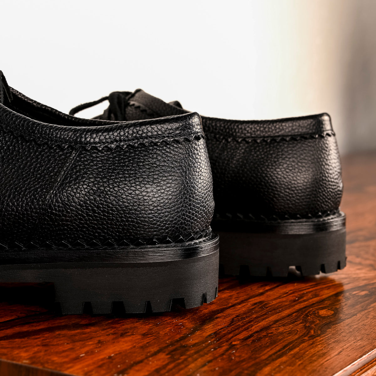 Yuketen Sibillini T Pale Leather Black