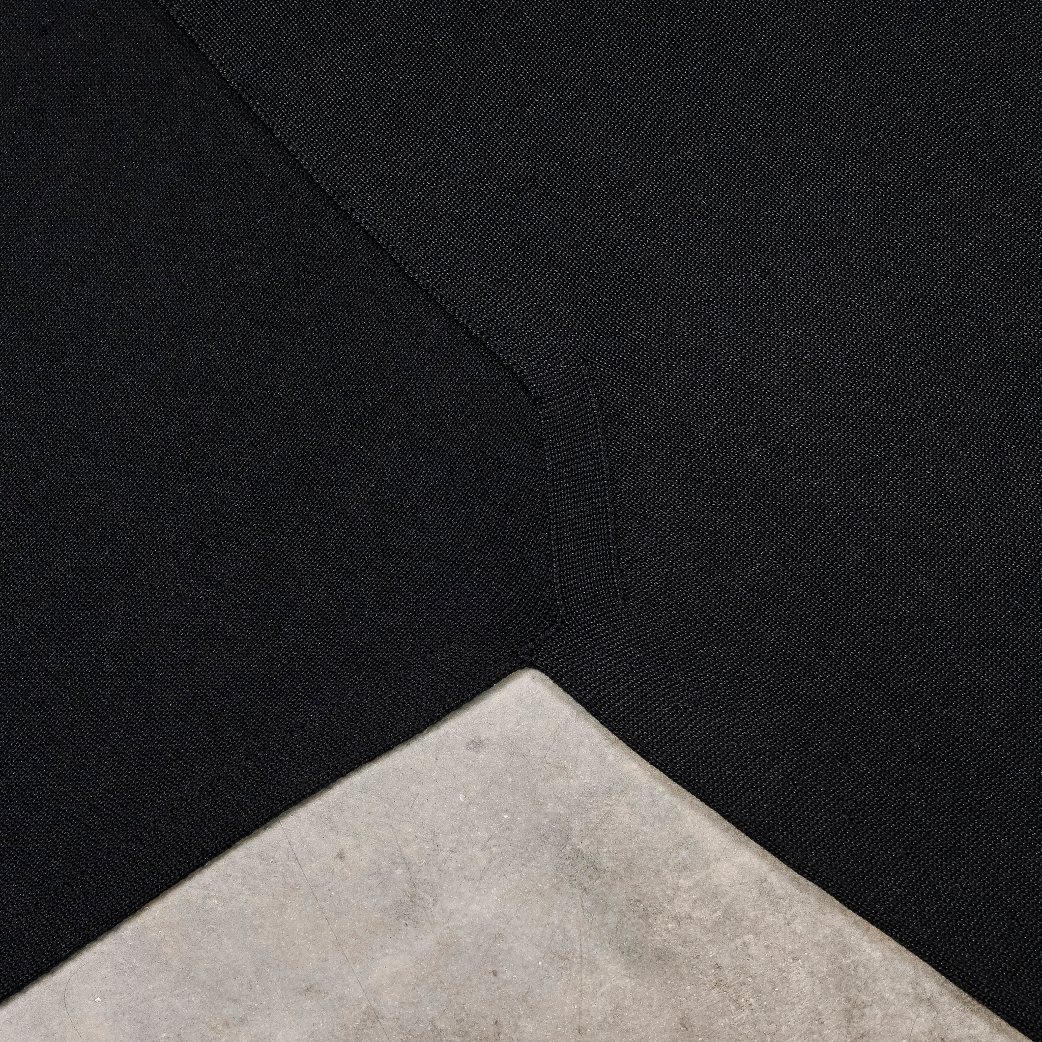 Olde H &amp; Daughter Silk Plain Stitch Crew Neck Sweater Black