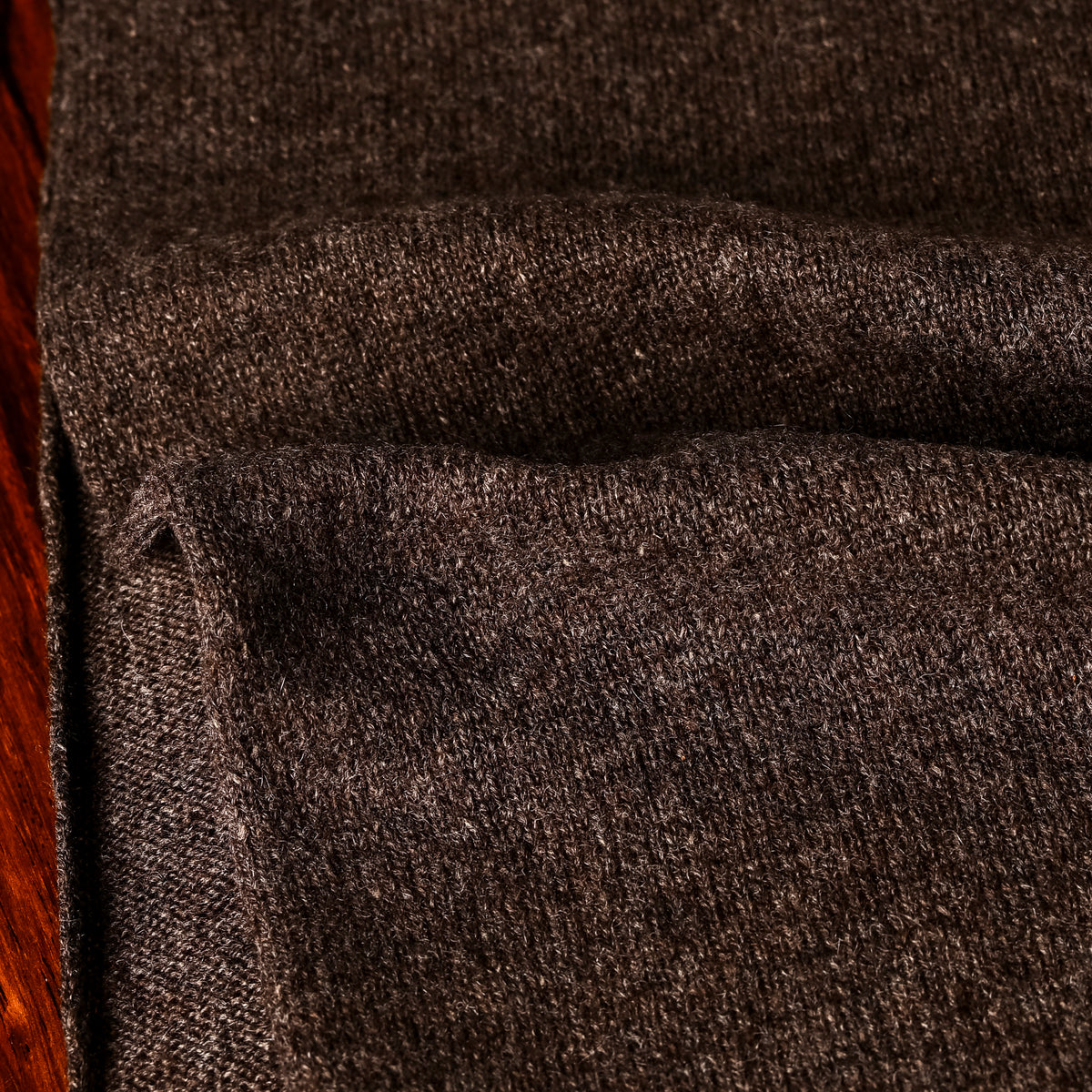 The Corona Utility CA017 Cashmere Stole Woods