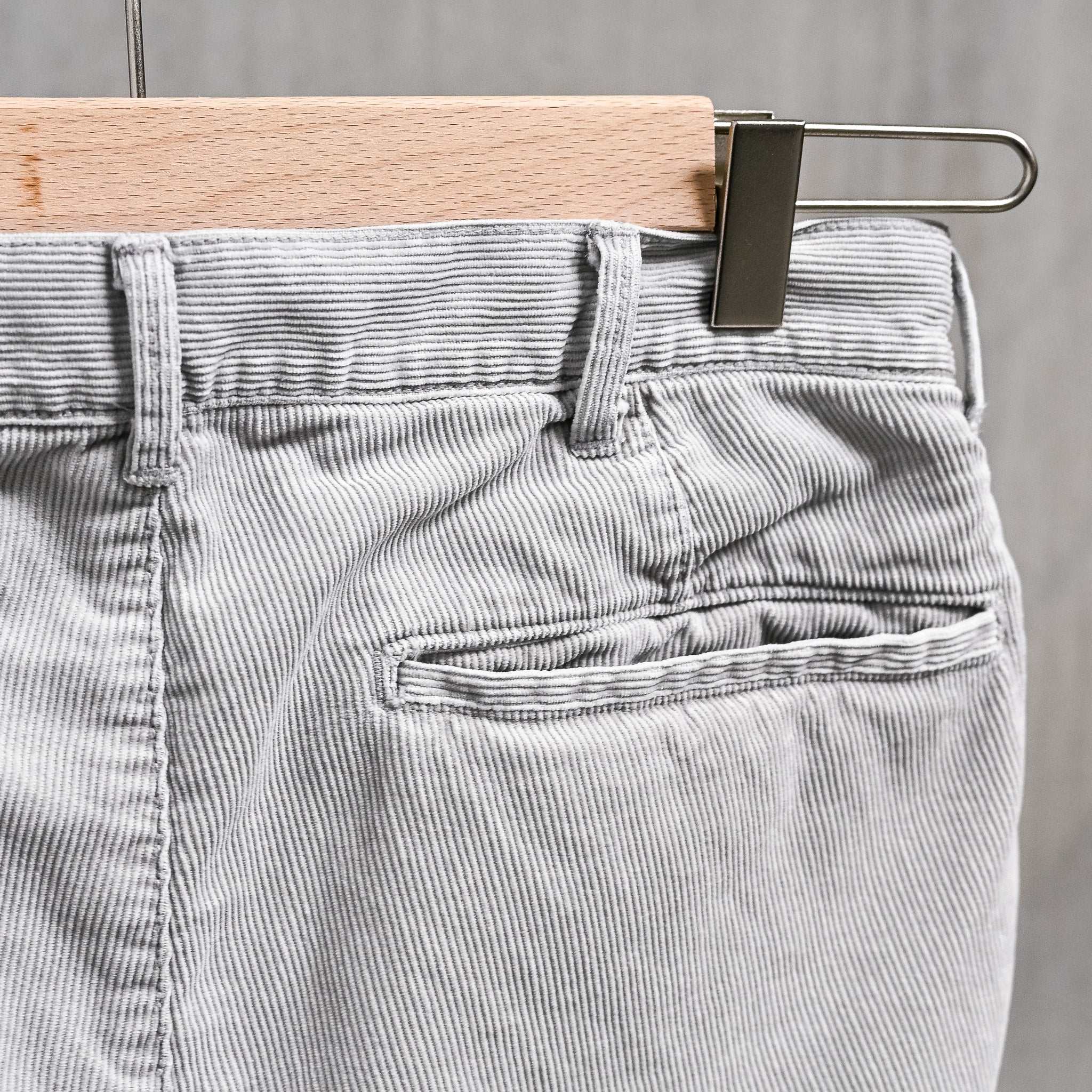 Remi Relief Corduroy Shorts Sulfur Dye Gray