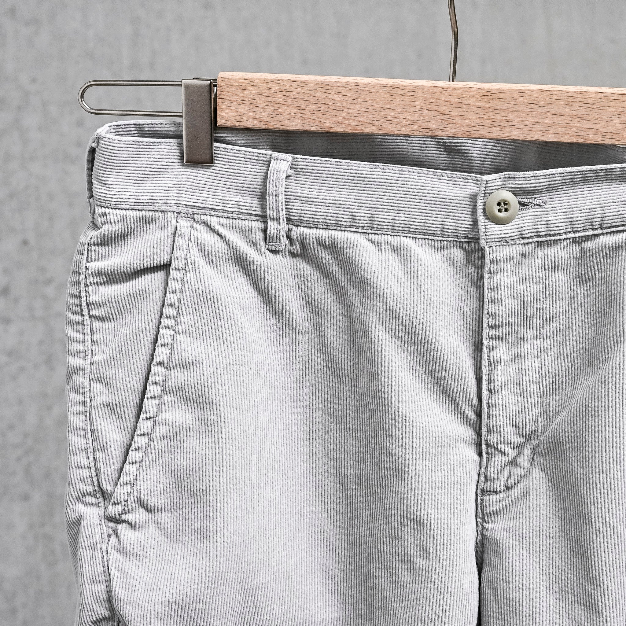 Remi Relief Corduroy Shorts Sulfur Dye Gray