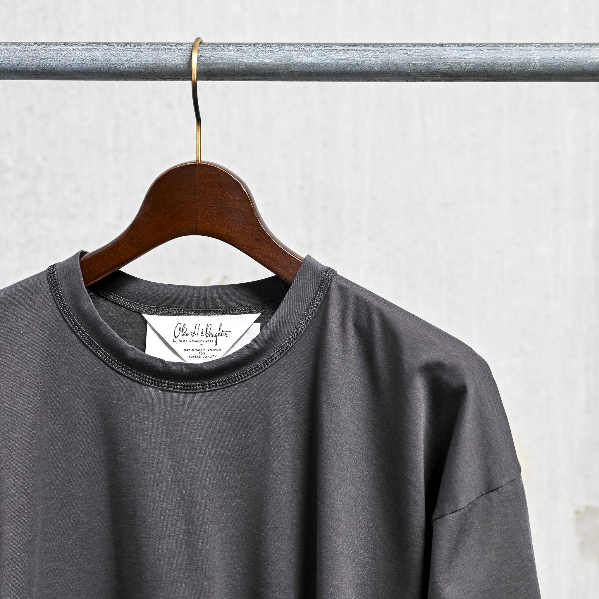 Olde H & Daughter Suvin Cotton Plain Stitch Crew Neck S/S Ink