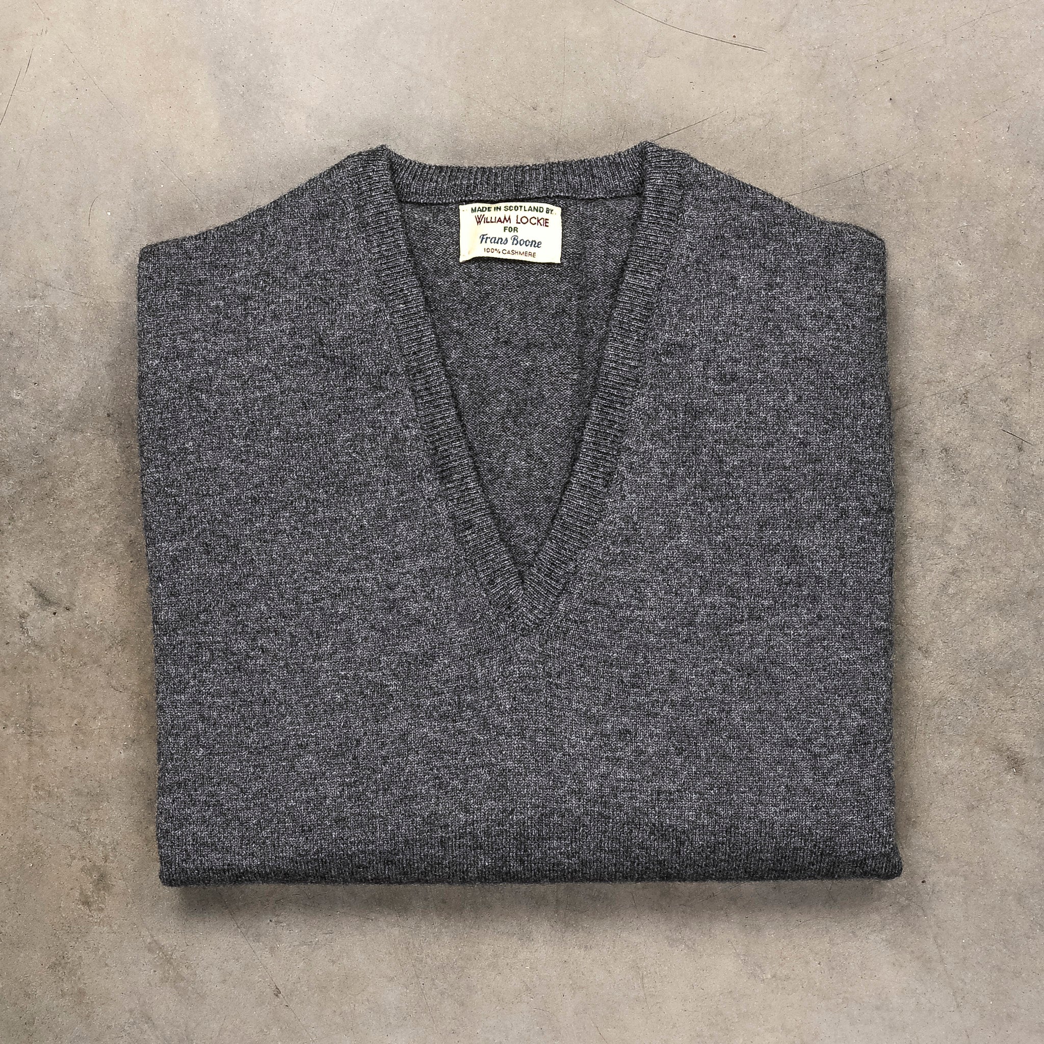 William Lockie Oxton Cashmere V-Neck Lubecca
