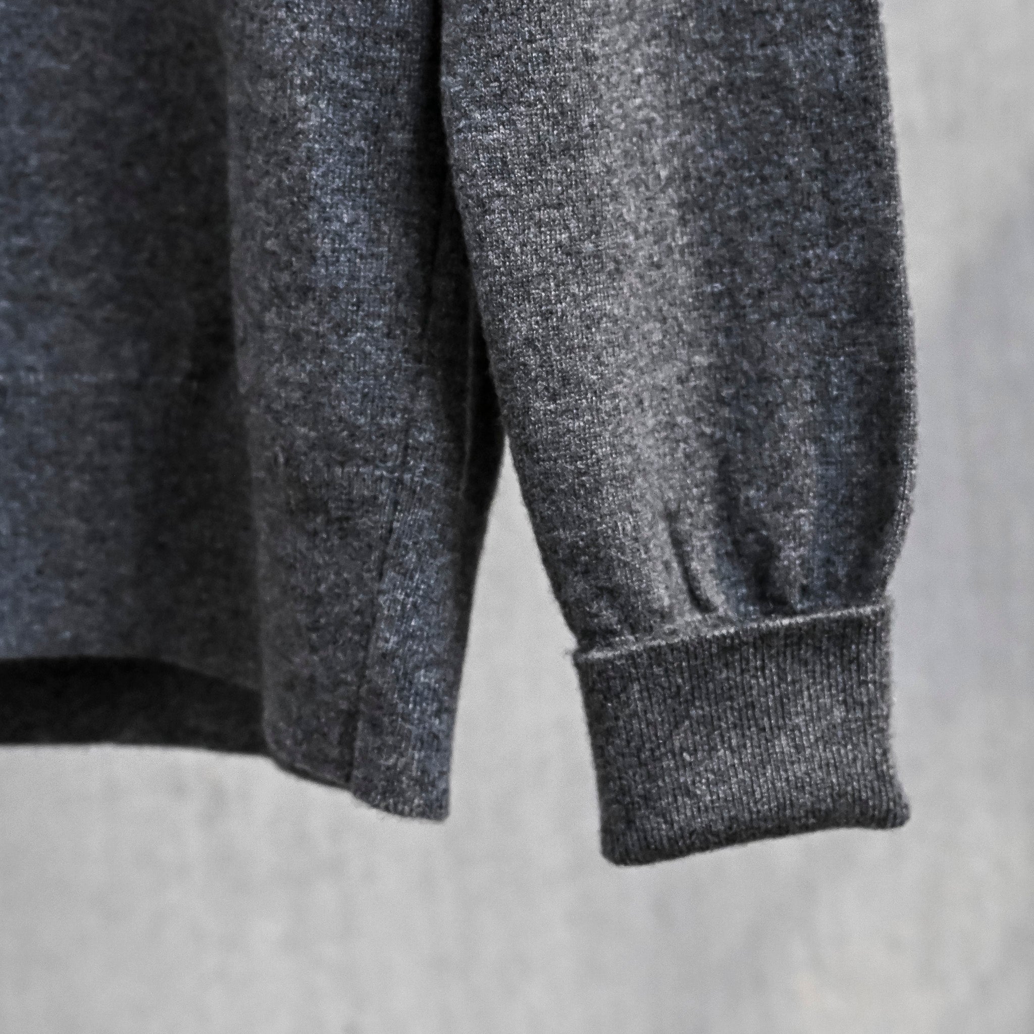 William Lockie Oxton Cashmere V-Neck Lubecca