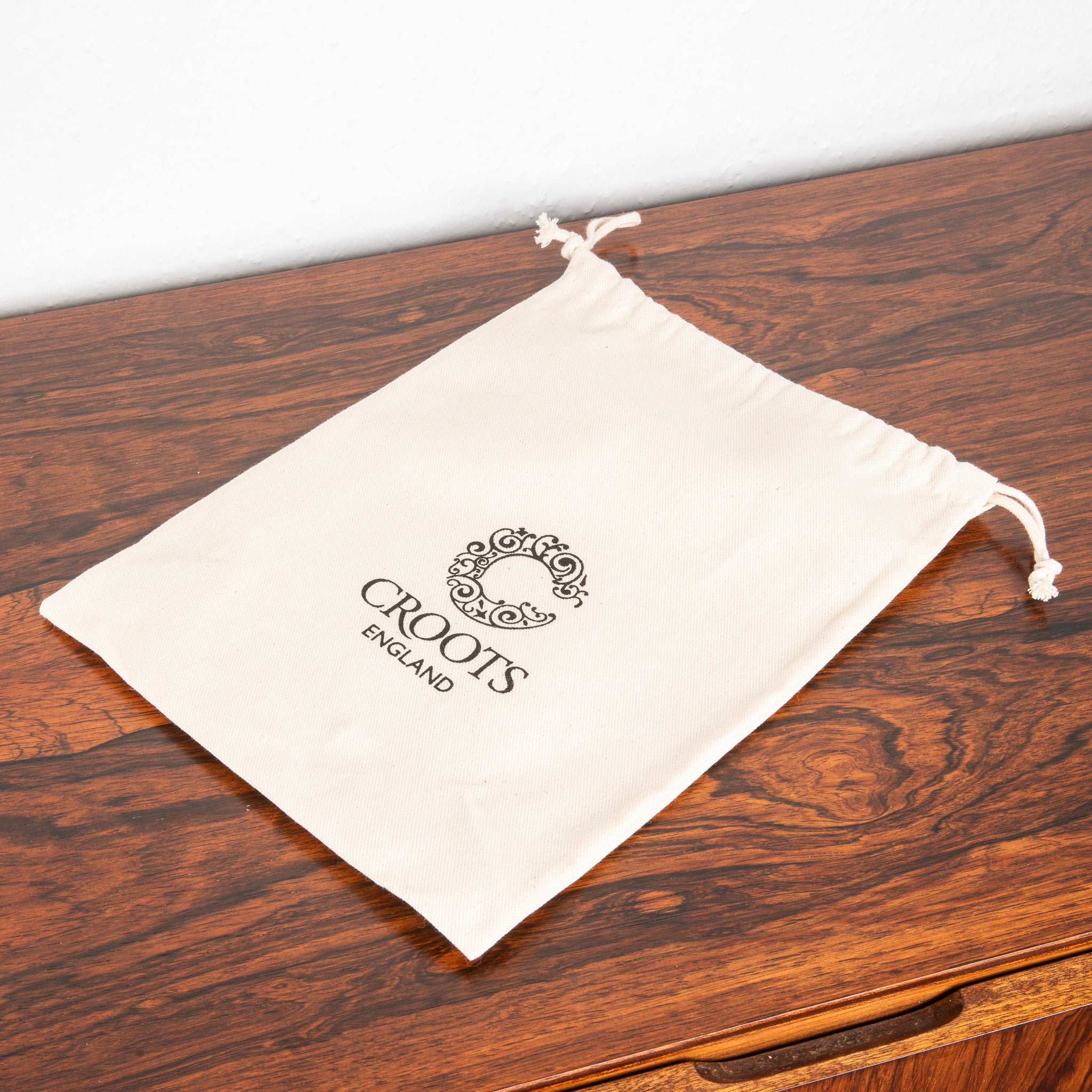 Croots Malton Bridle Leather Wash Bag Black