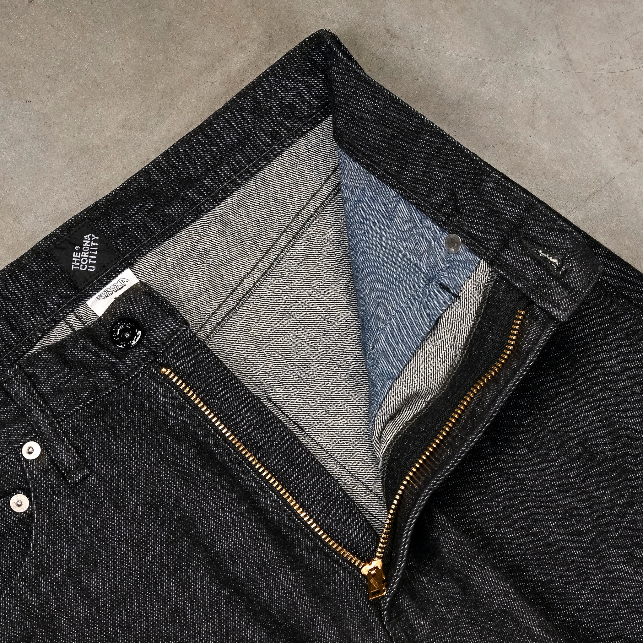 The Corona Utility CP005 - W05 5-Pocket Black Denim