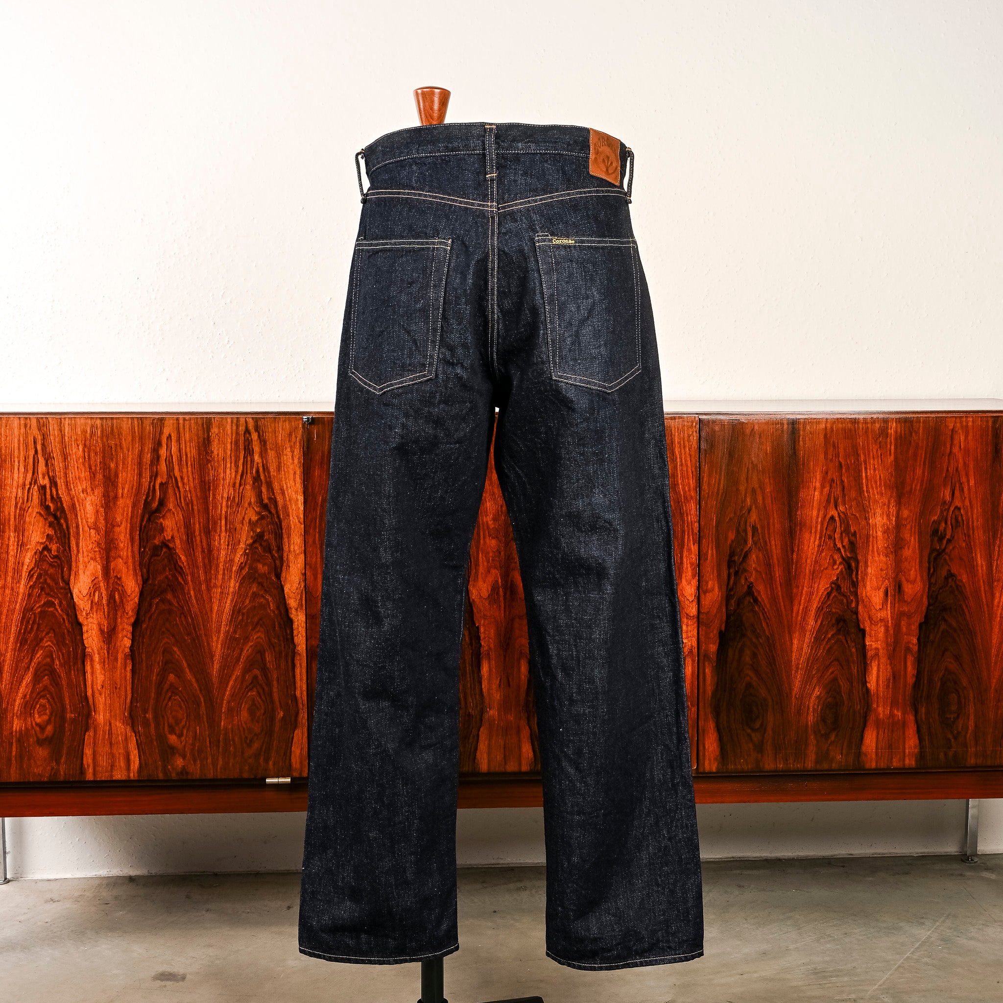 美品 CORONA UTILITY W05 デニムパンツ XL インディゴ 美品 CORONA UTILITY W05 デニムパンツ XL インディゴ 美品 CORONA