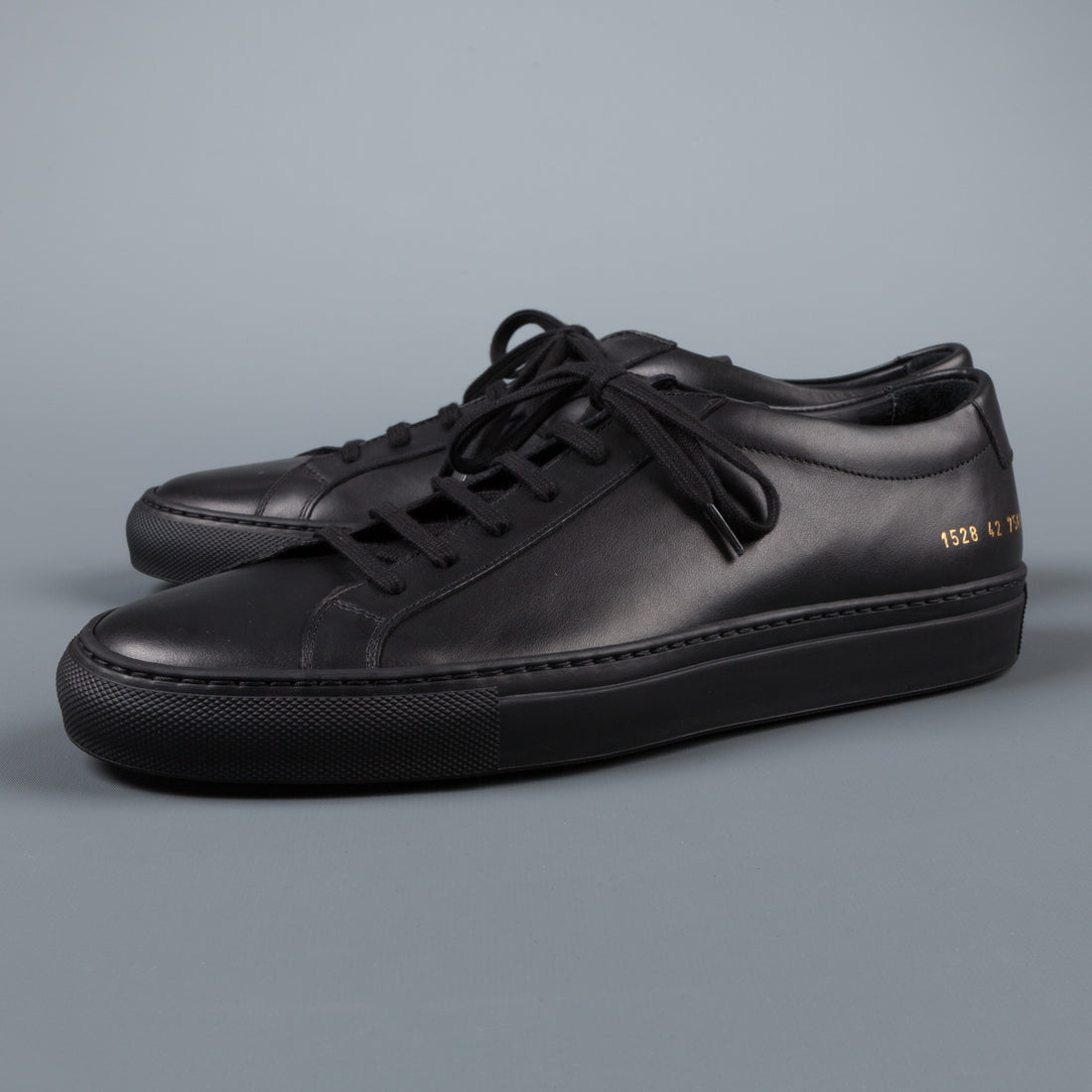 Common Projects Achilles low black