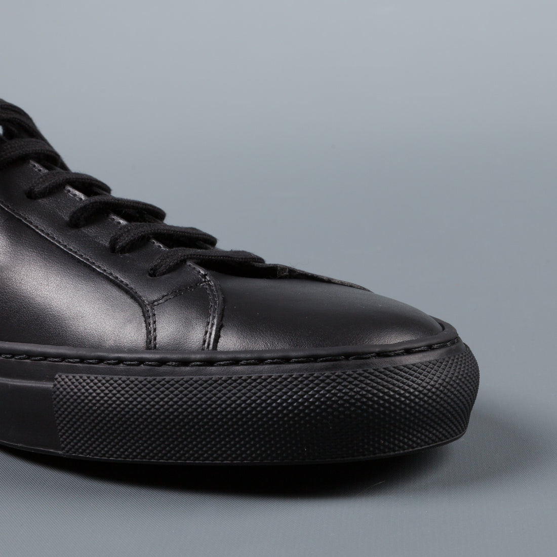 Common Projects Achilles low black