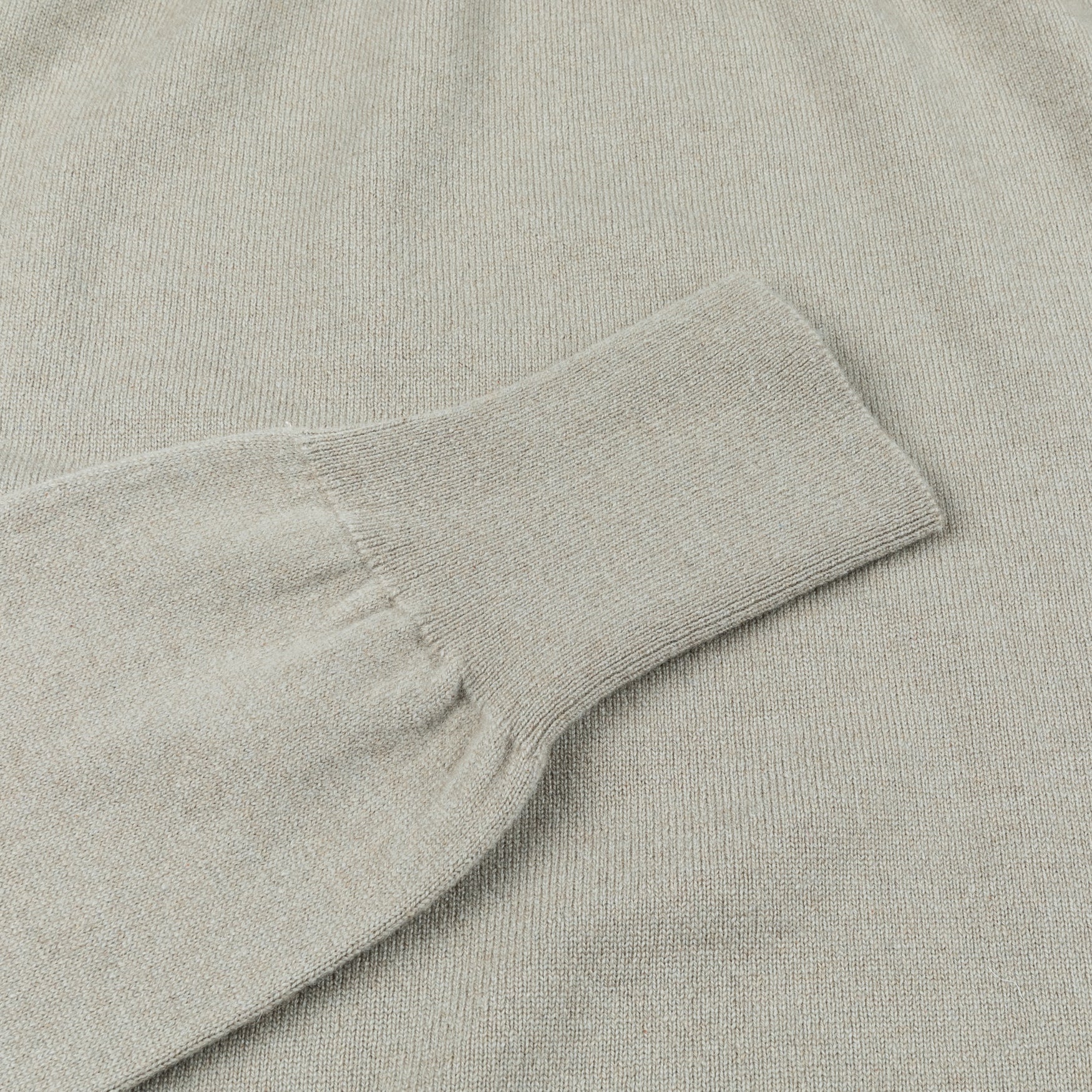 William Lockie Oxton Cashmere V-Neck Tankard