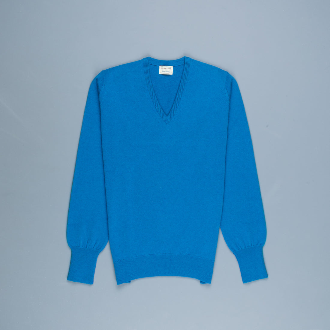 William Lockie Oxton Cashmere V-Neck Airforce