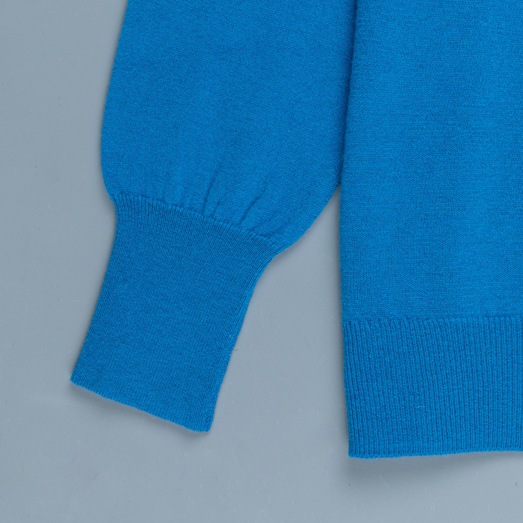 William Lockie Oxton Cashmere Crew Neck Airforce