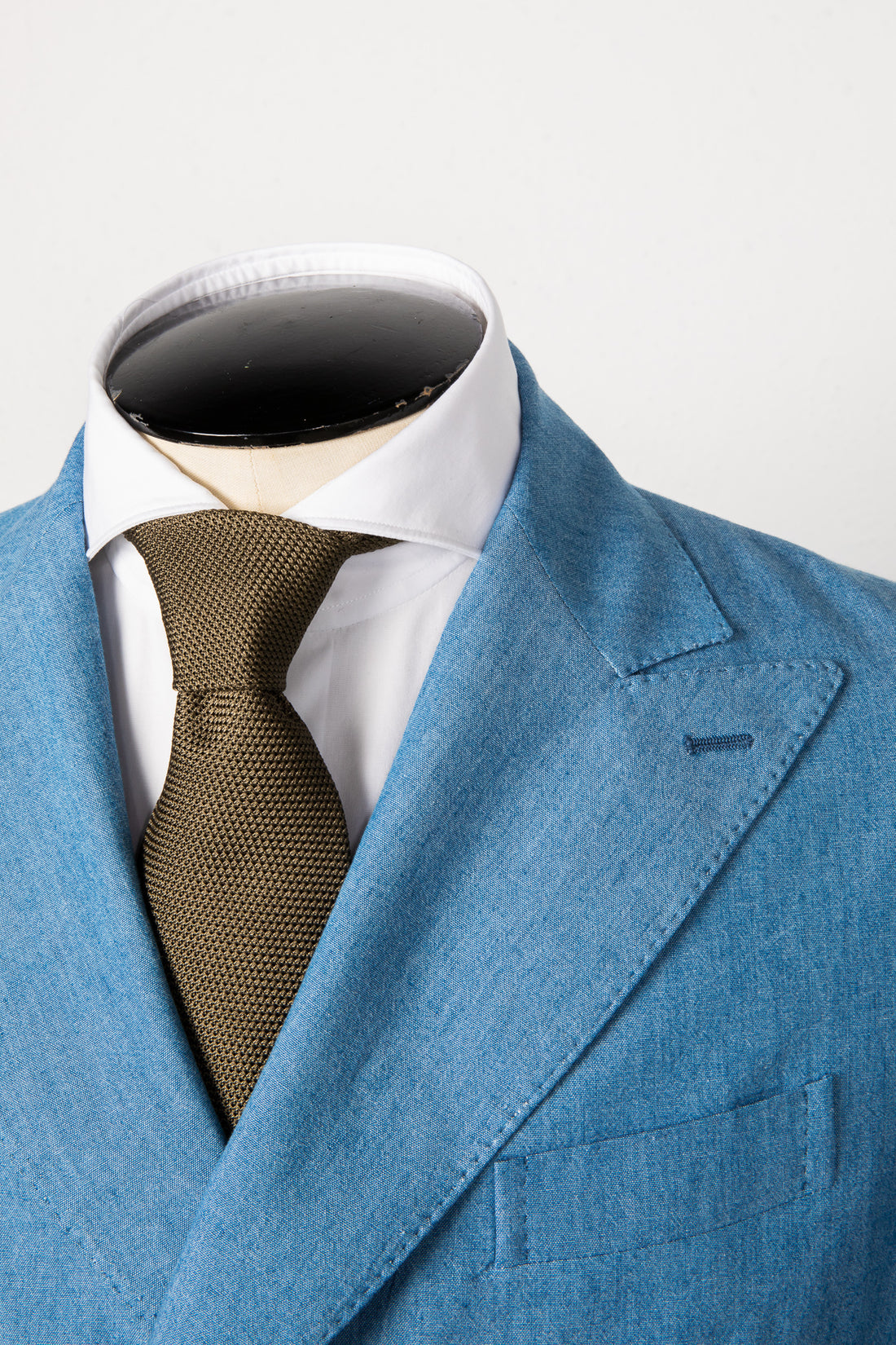 De Petrillo Camerelle Double Breasted Chambray Blazer