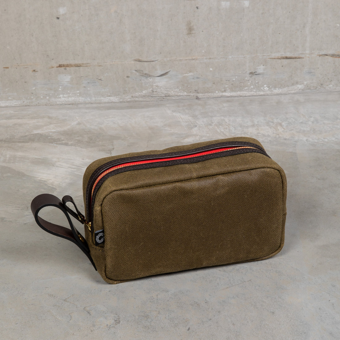 Croots Waxed Canvas Wash Bag Olive