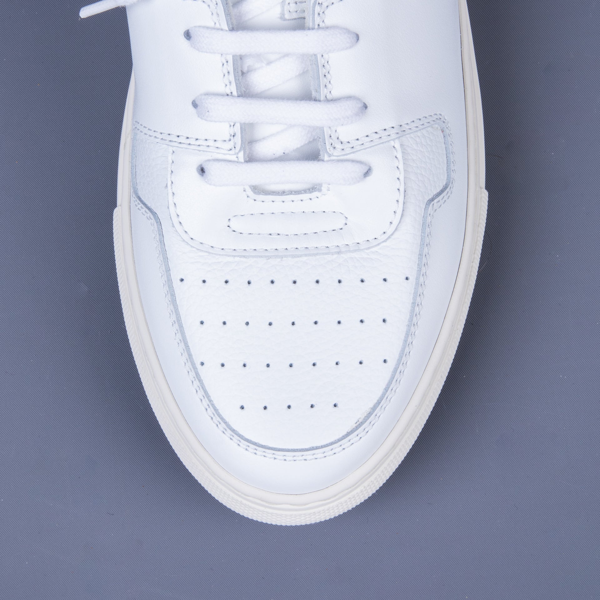 Common Projects Decades Low White/Navy