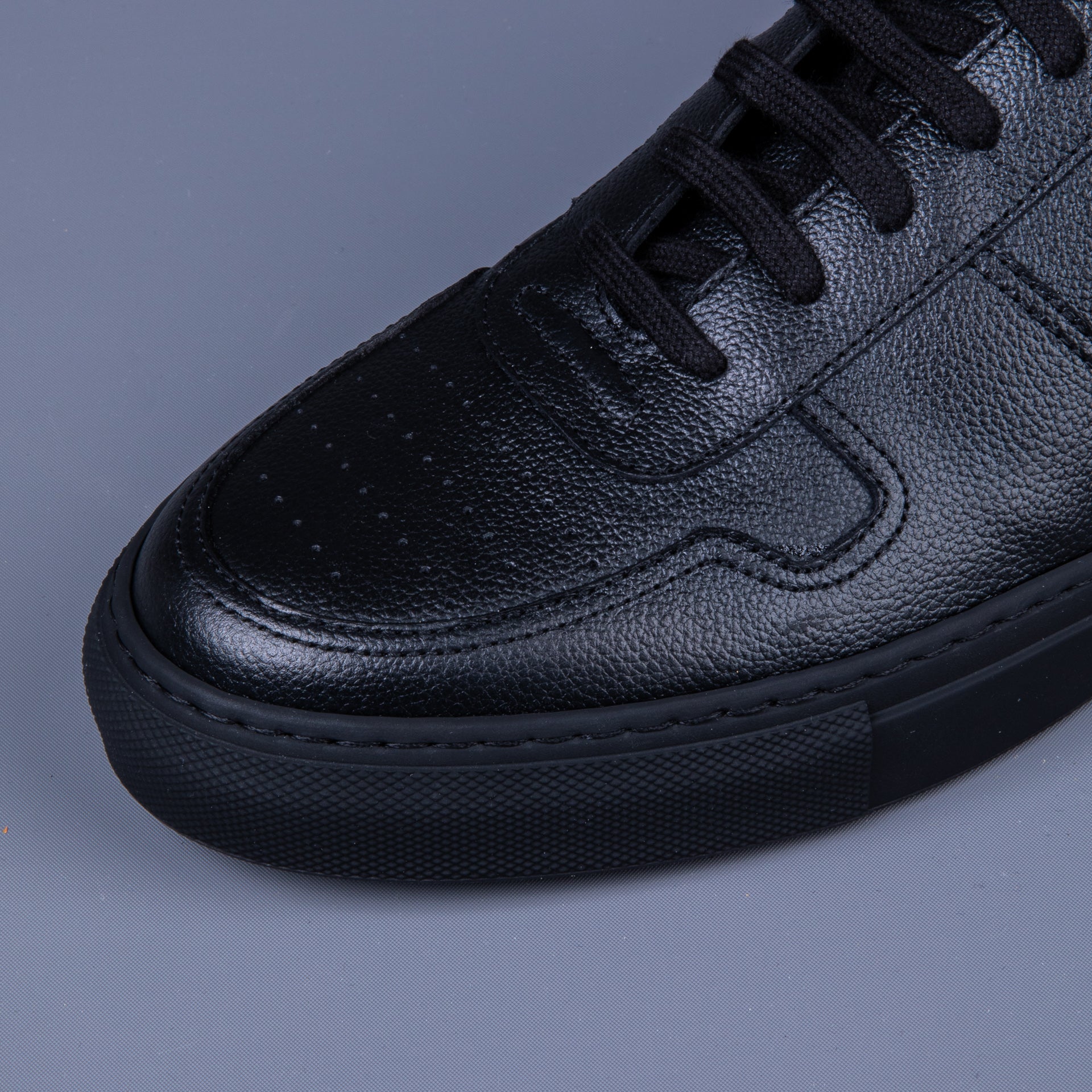 Common Projects Bball Low Bumpy Black
