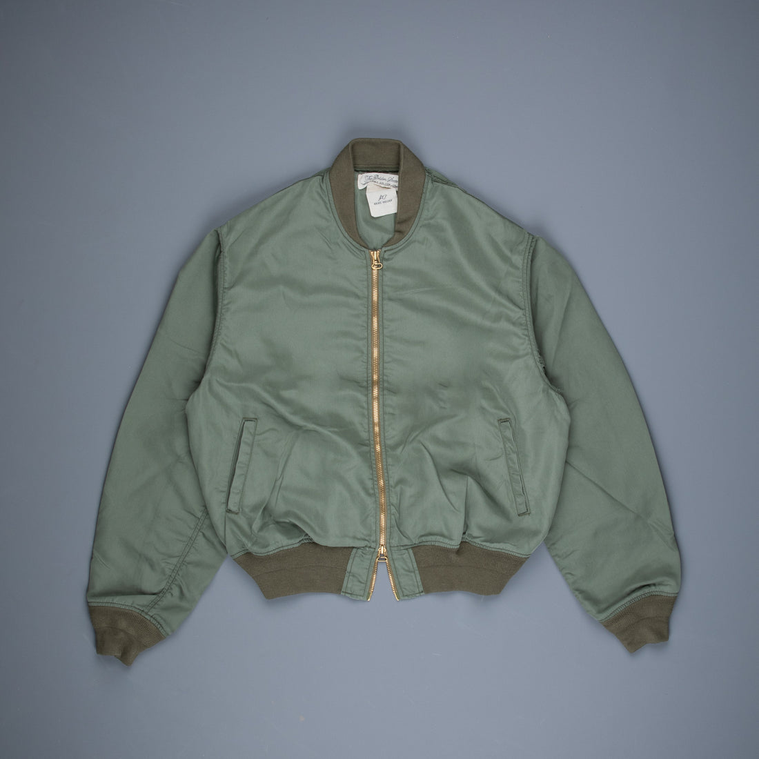 Remi Relief threne dye Ma-1 Nylon Olive