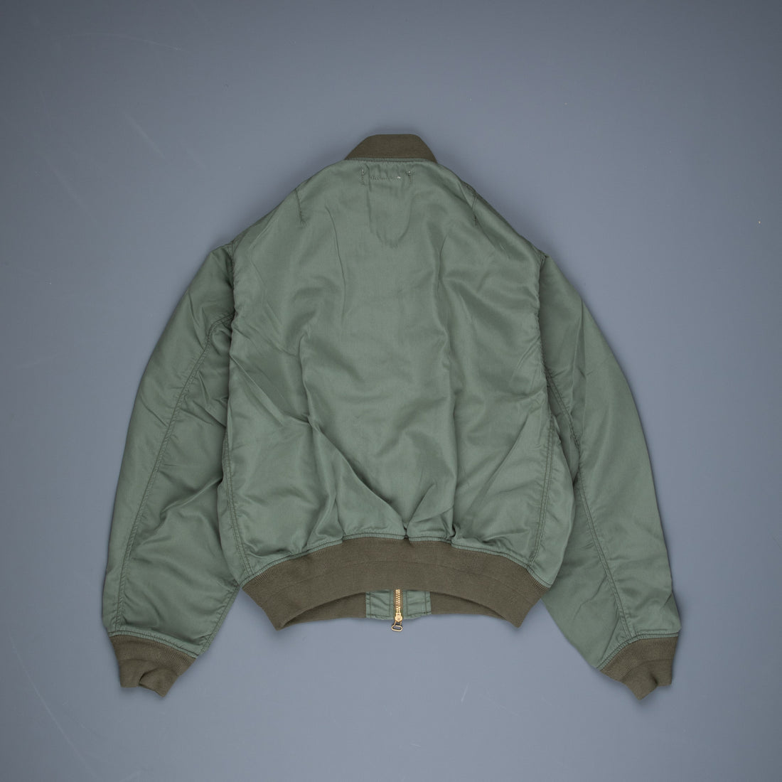 Remi Relief threne dye Ma-1 Nylon Olive
