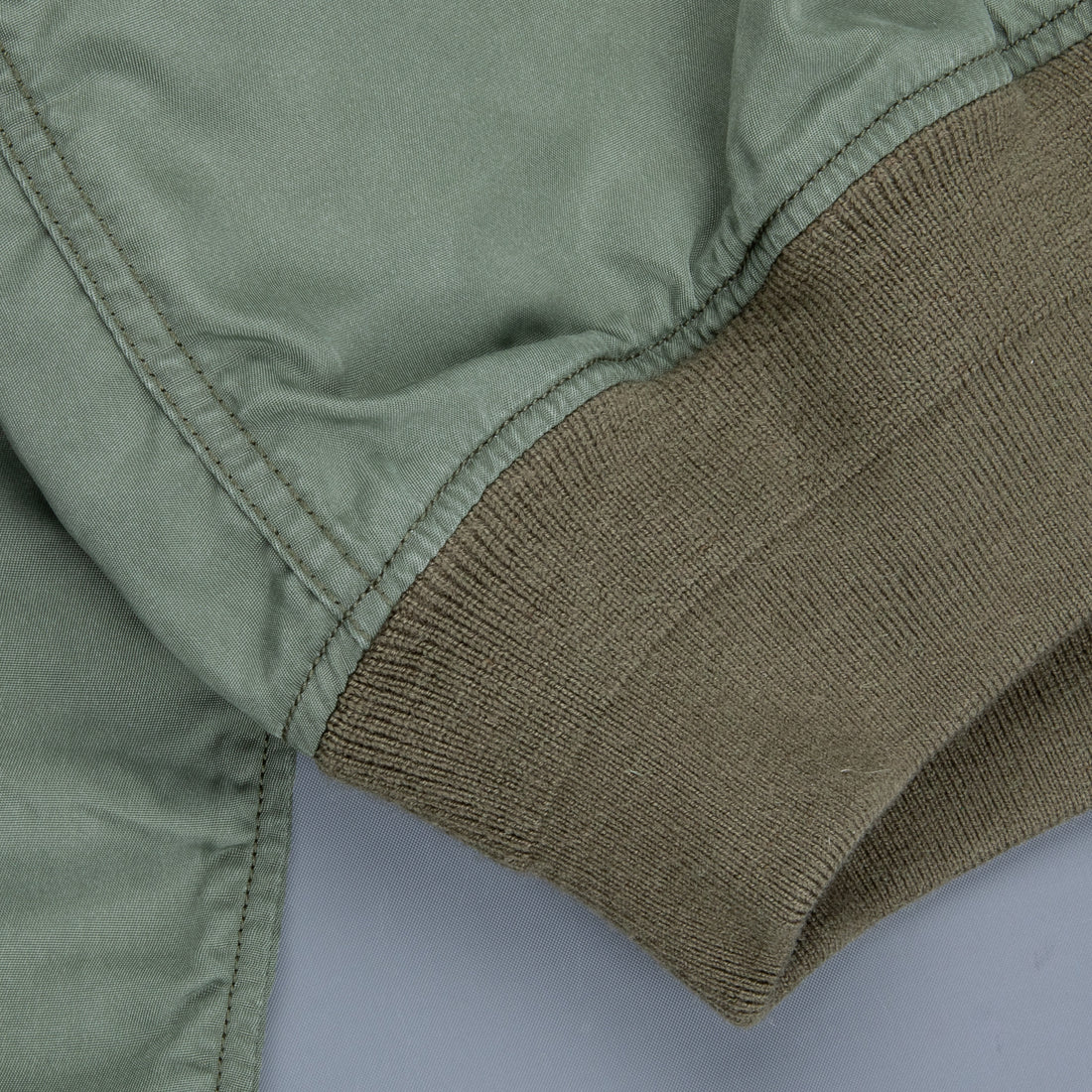 Remi Relief threne dye Ma-1 Nylon Olive