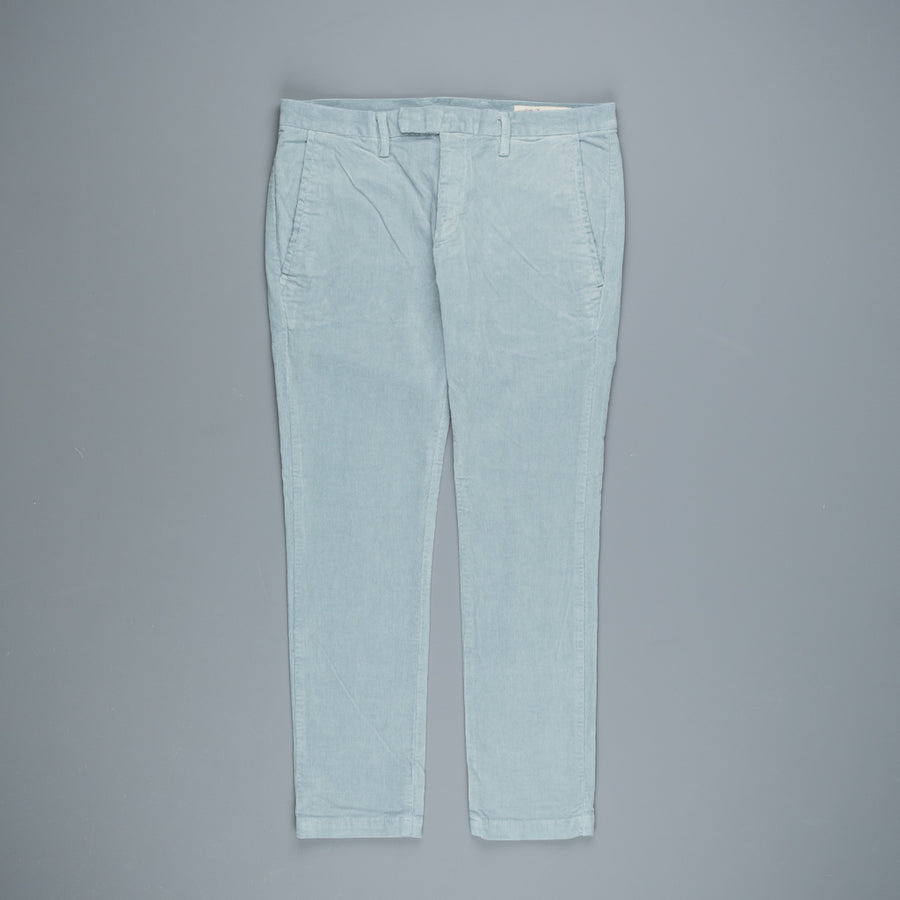 Remi Relief Stretch Corduroy Chino Sax